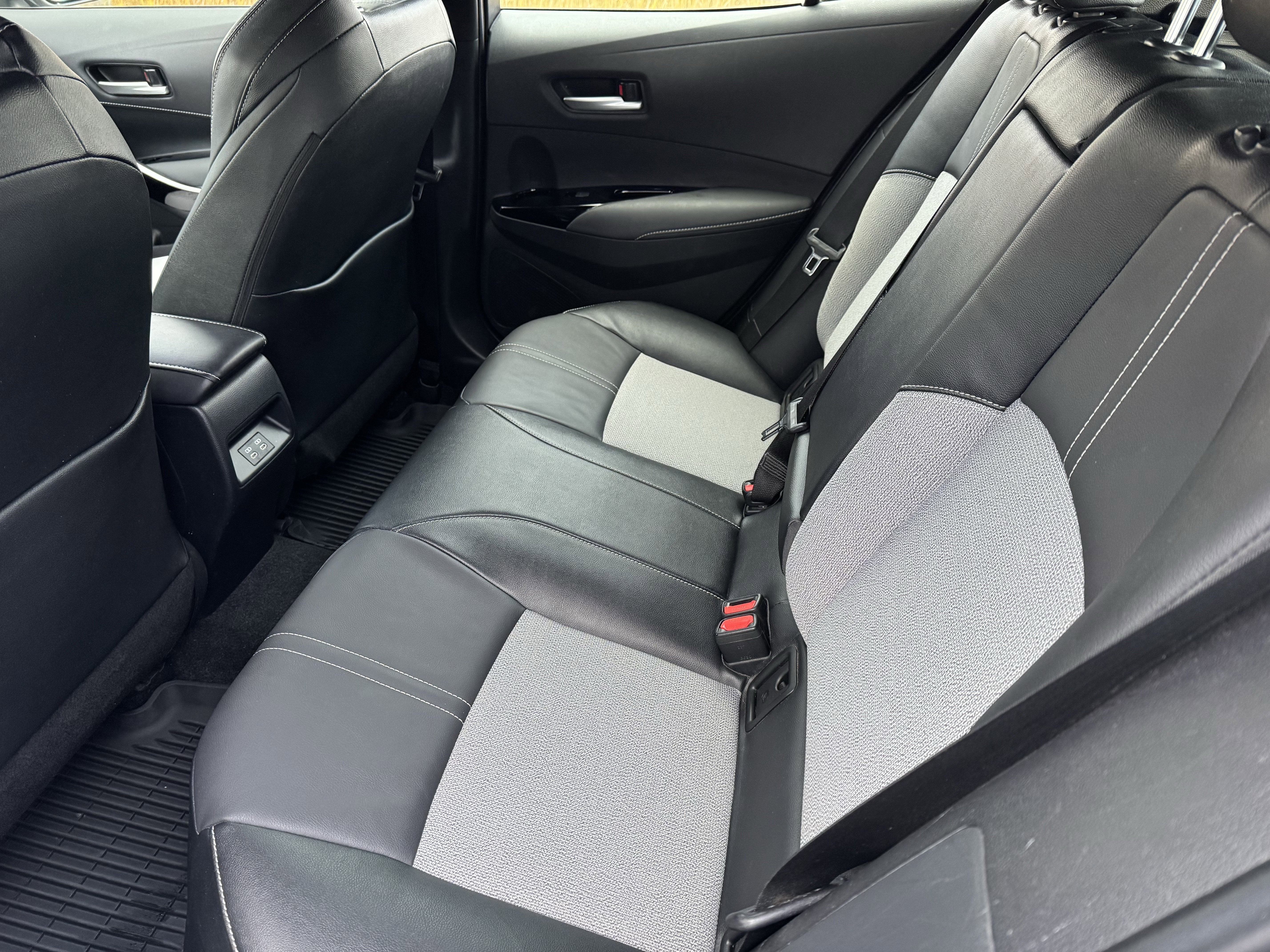 2023 Toyota Corolla Hatchback XSE