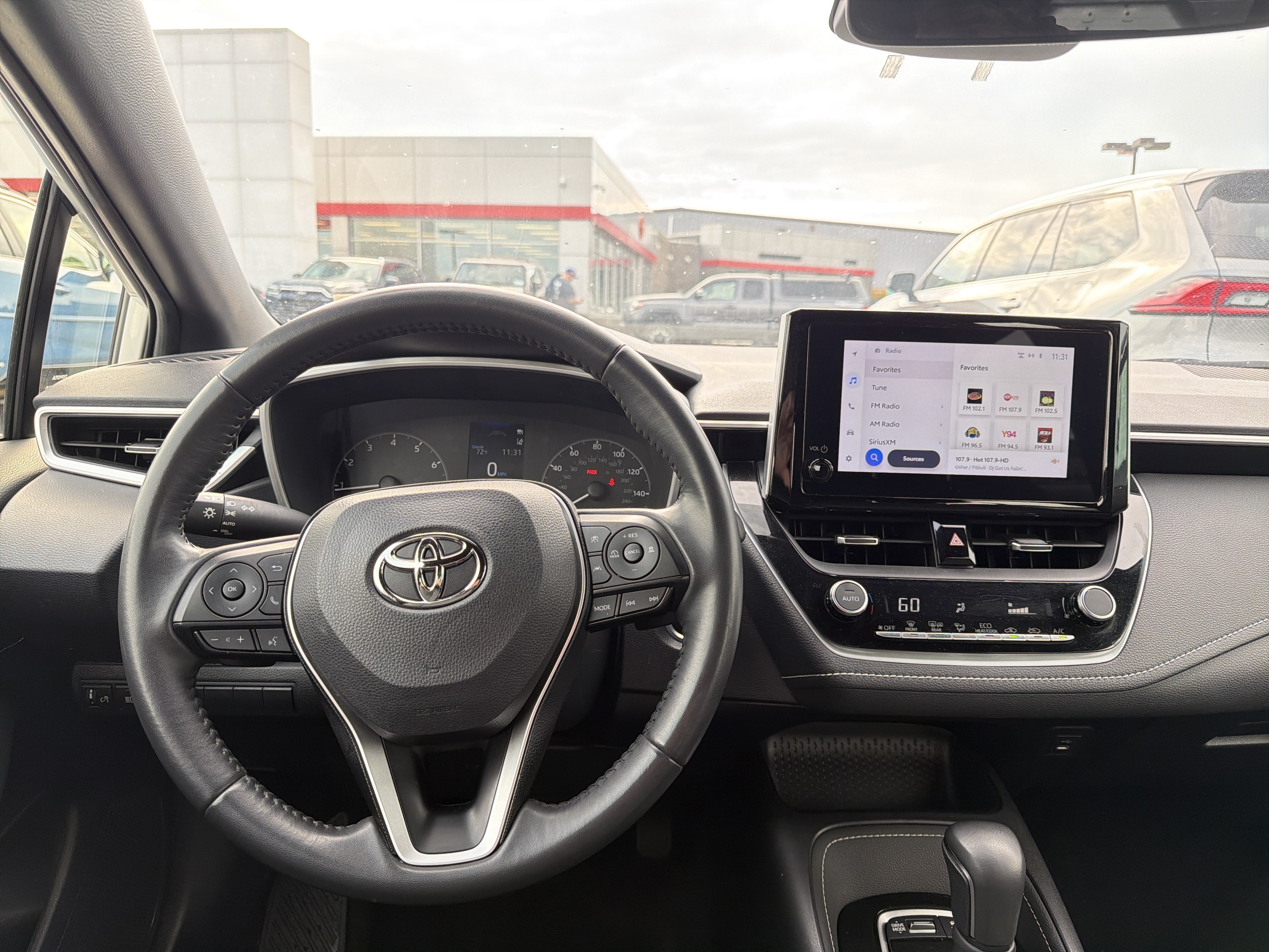 2024 Toyota Corolla Hatchback SE