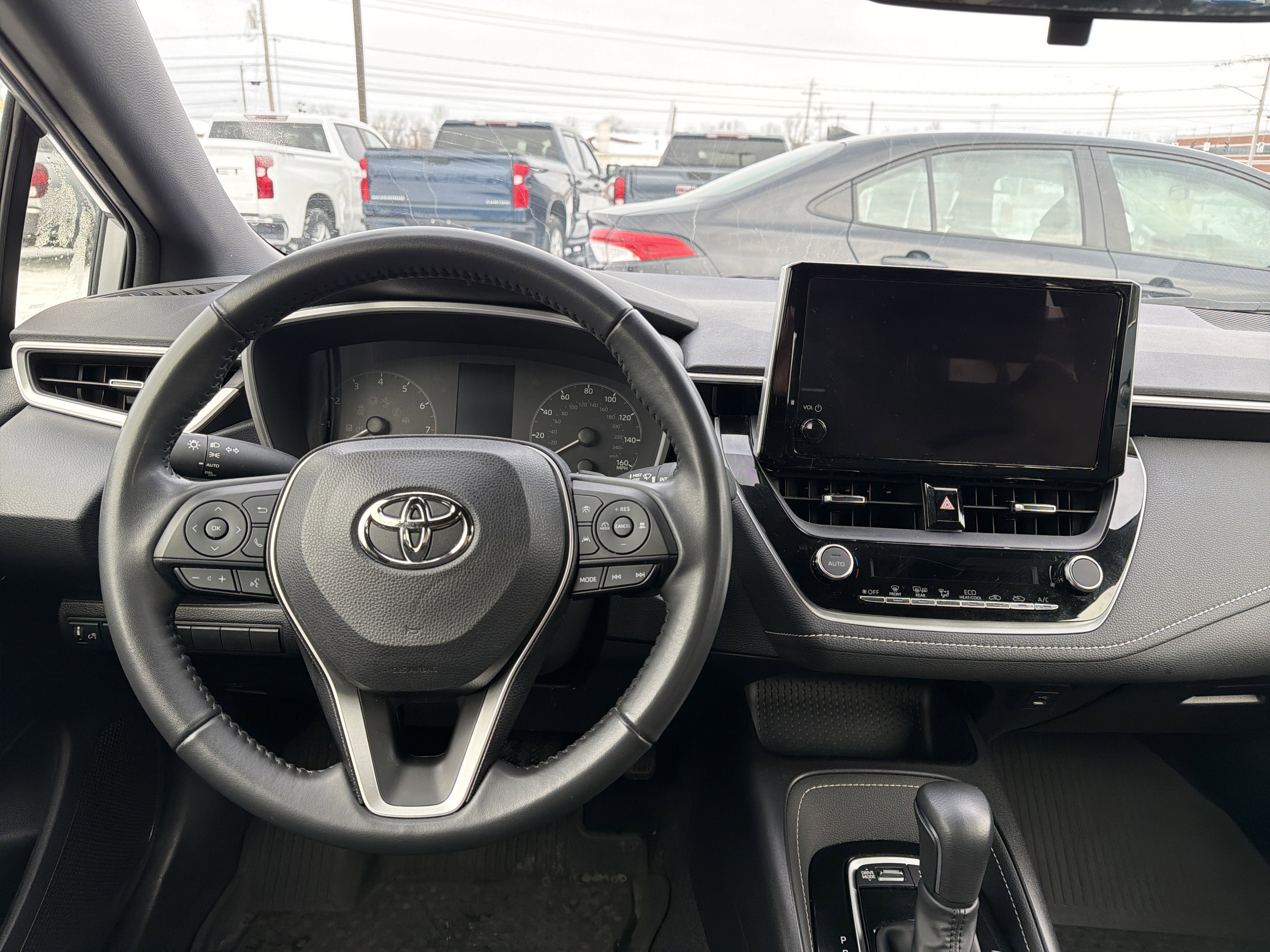 2024 Toyota Corolla Hatchback SE