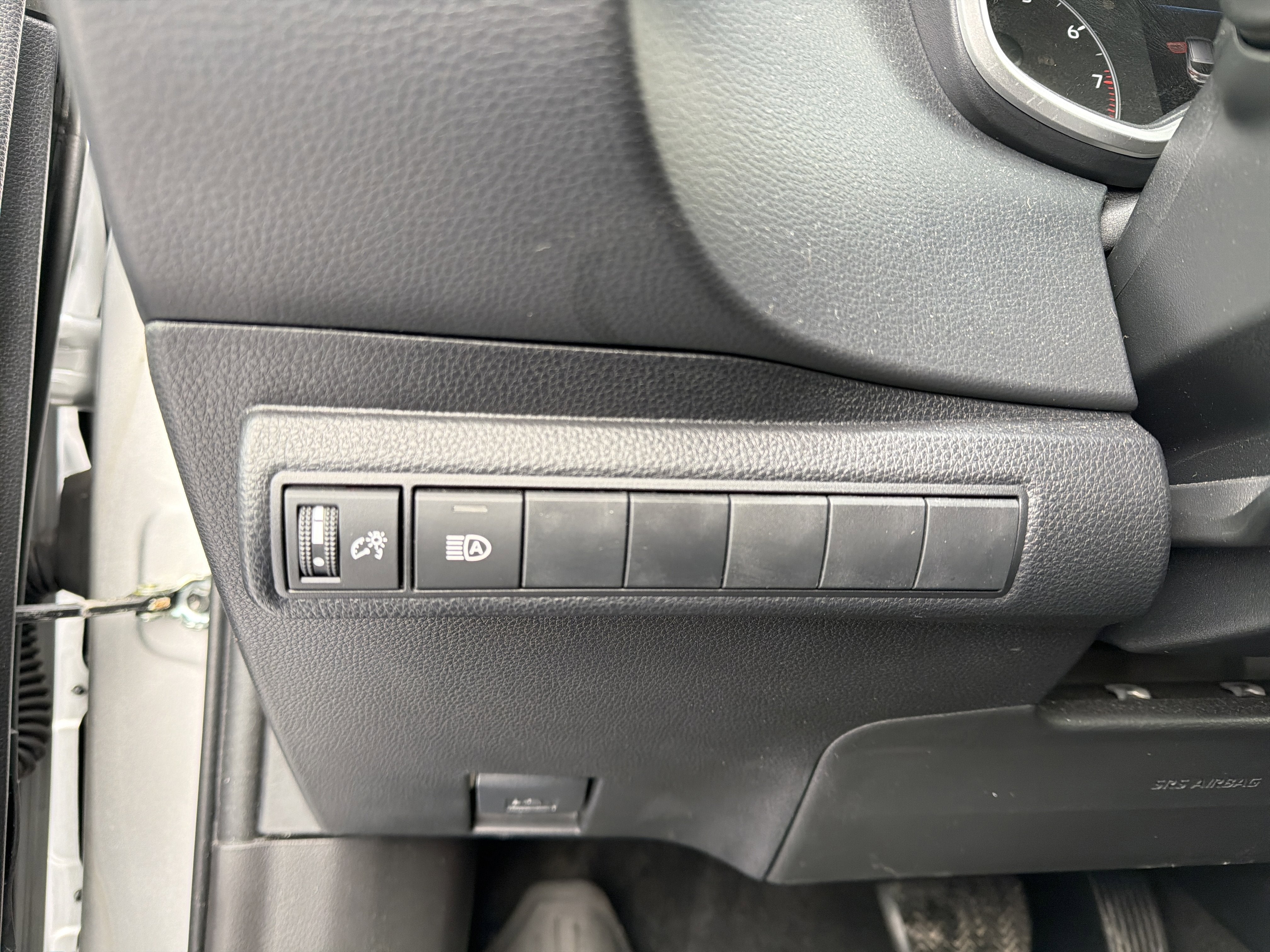 2024 Toyota Corolla Hatchback SE