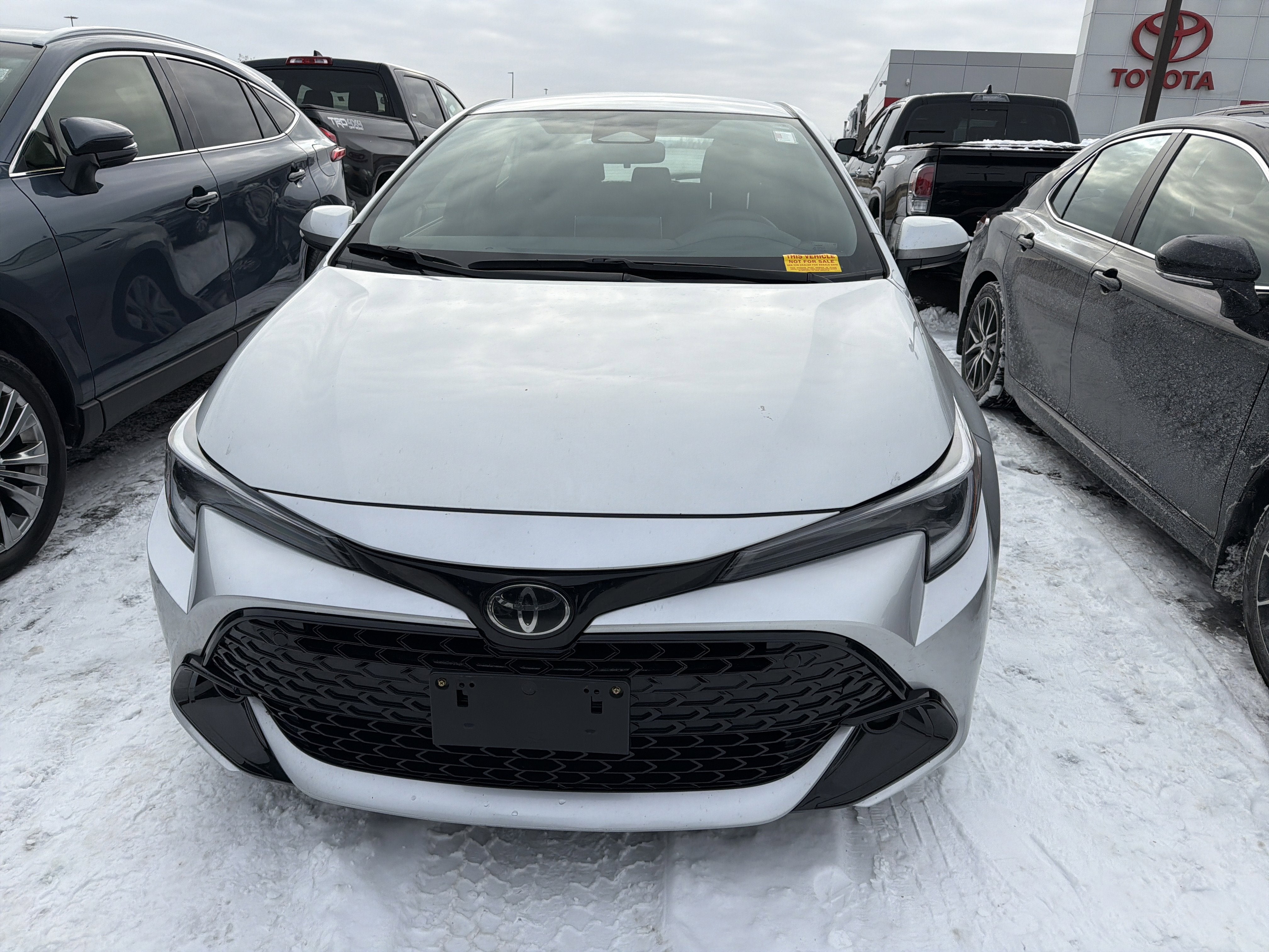 2024 Toyota Corolla Hatchback SE