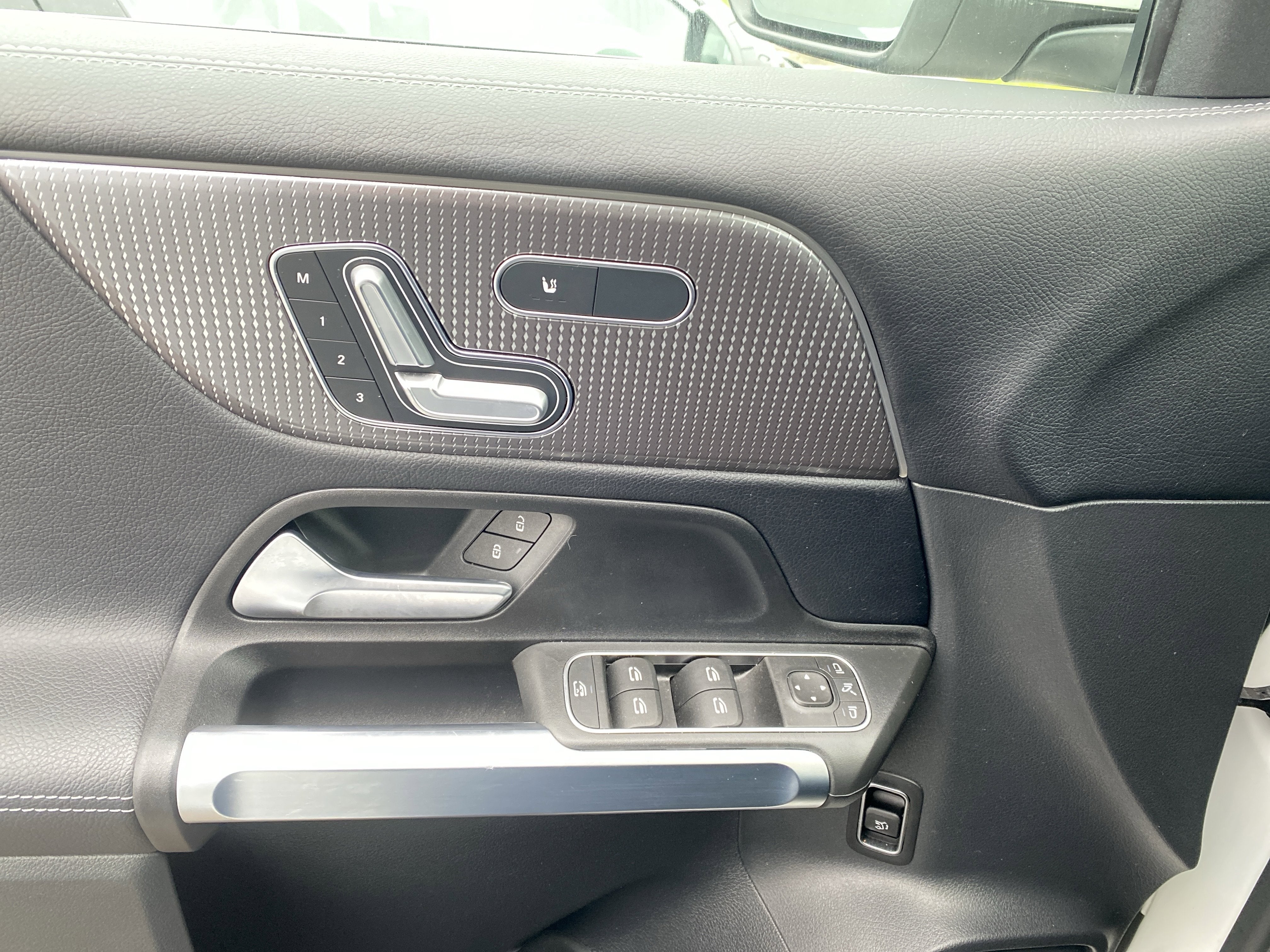 2023 Mercedes-Benz GLB GLB 250