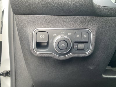 2023 Mercedes-Benz GLB GLB 250