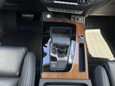 2023 Audi Q5 S line Prestige