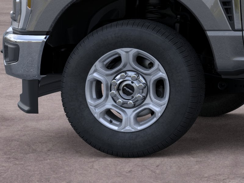2026 Ford Super Duty F-350® XLT