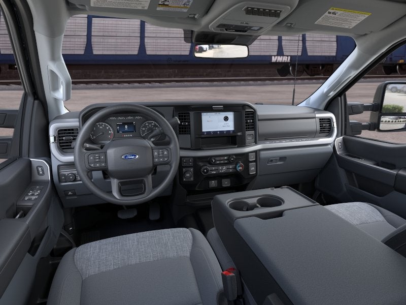 2026 Ford Super Duty F-350® XLT