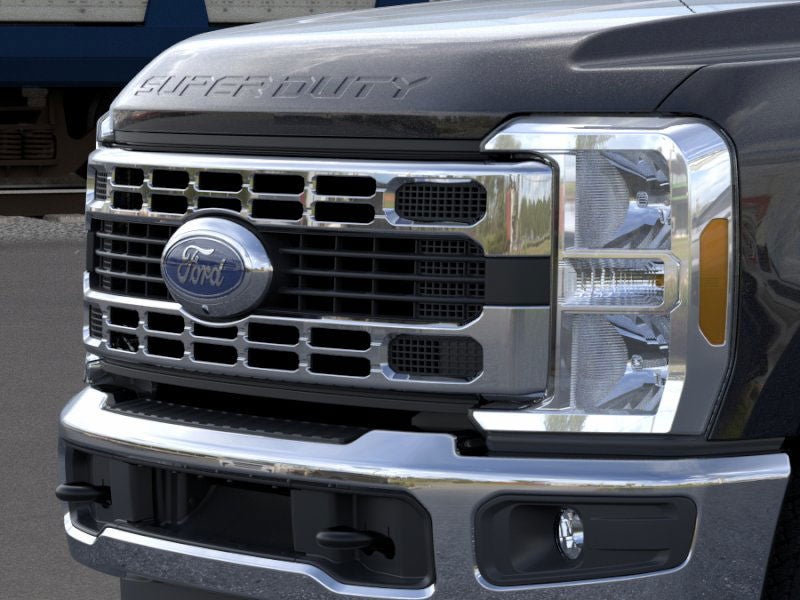 2026 Ford Super Duty F-350® XLT