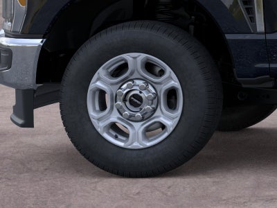 2026 Ford Super Duty F-350® XLT