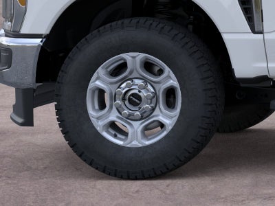 2026 Ford Super Duty F-350® XLT