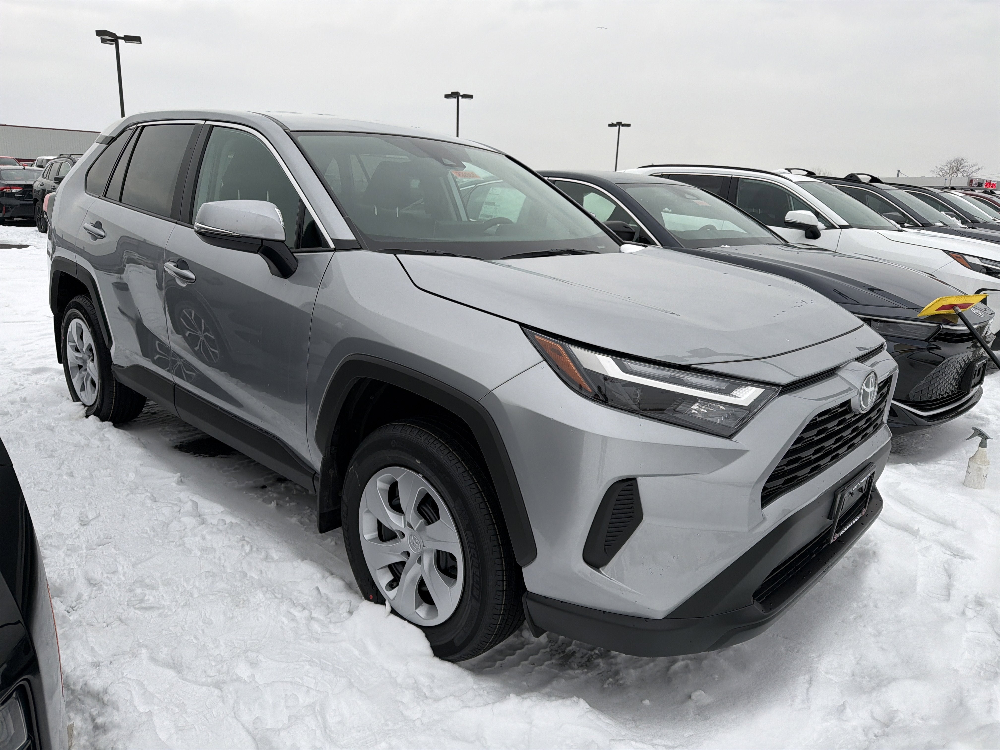 2025 Toyota RAV4 LE