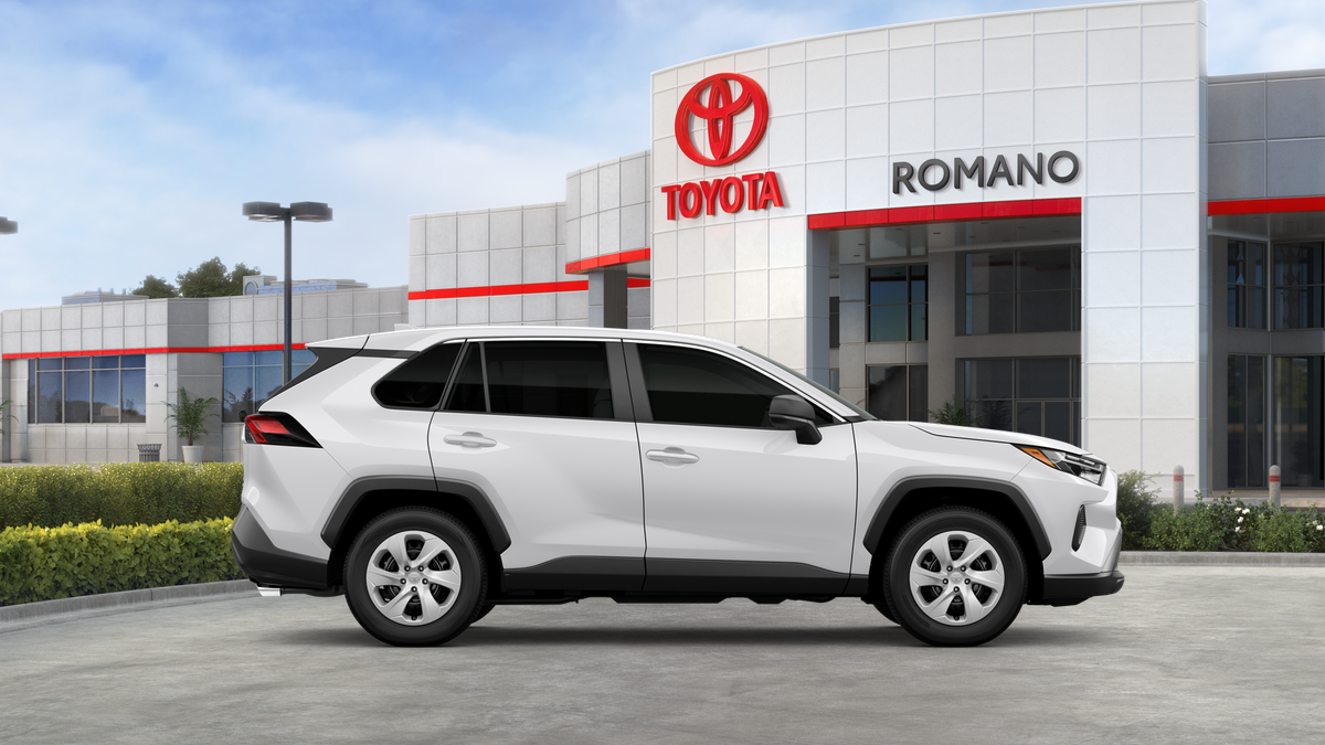 2025 Toyota RAV4 LE