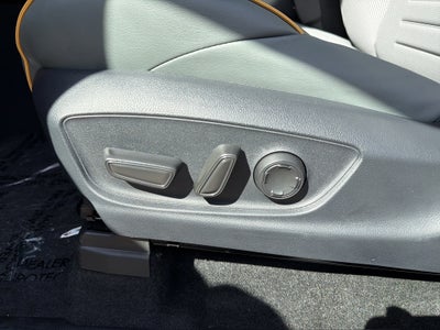 2026 Toyota Tacoma i-FORCE MAX Tacoma Trailhunter