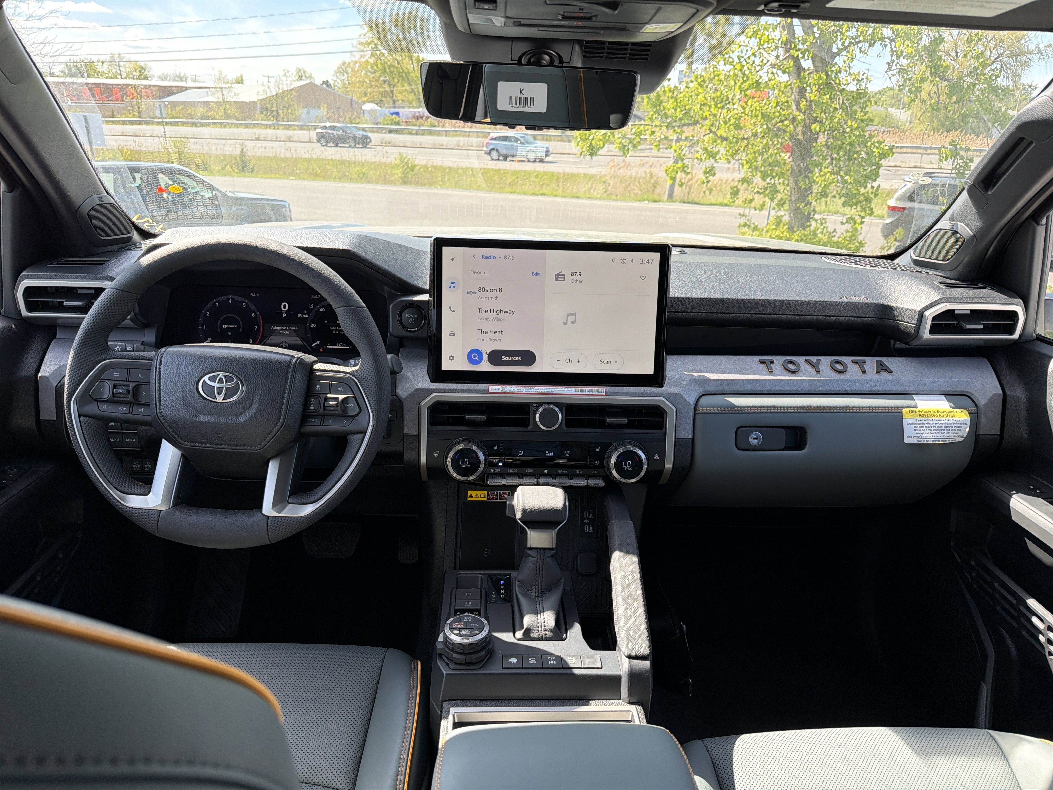 2026 Toyota Tacoma i-FORCE MAX Tacoma Trailhunter