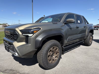 2026 Toyota Tacoma i-FORCE MAX Tacoma Trailhunter