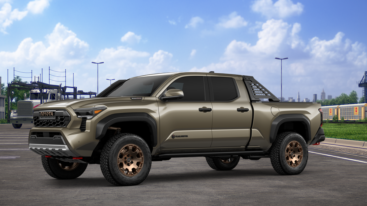 2026 Toyota Tacoma i-FORCE MAX Tacoma Trailhunter
