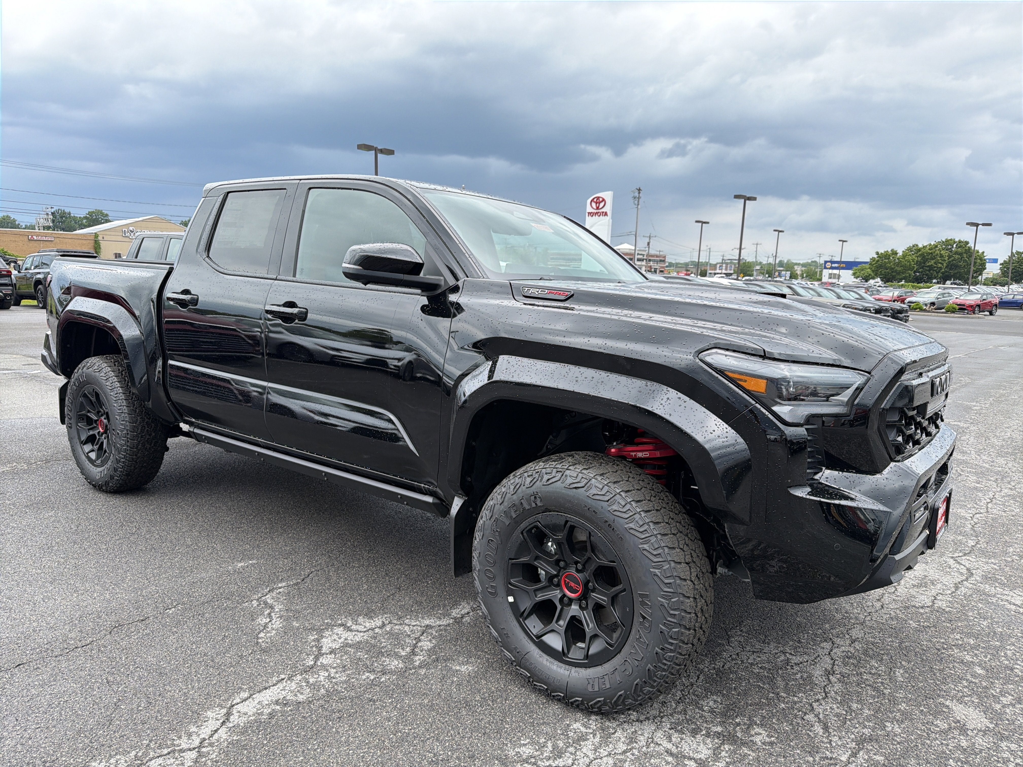 2026 Toyota Tacoma i-FORCE MAX Tacoma TRD Pro