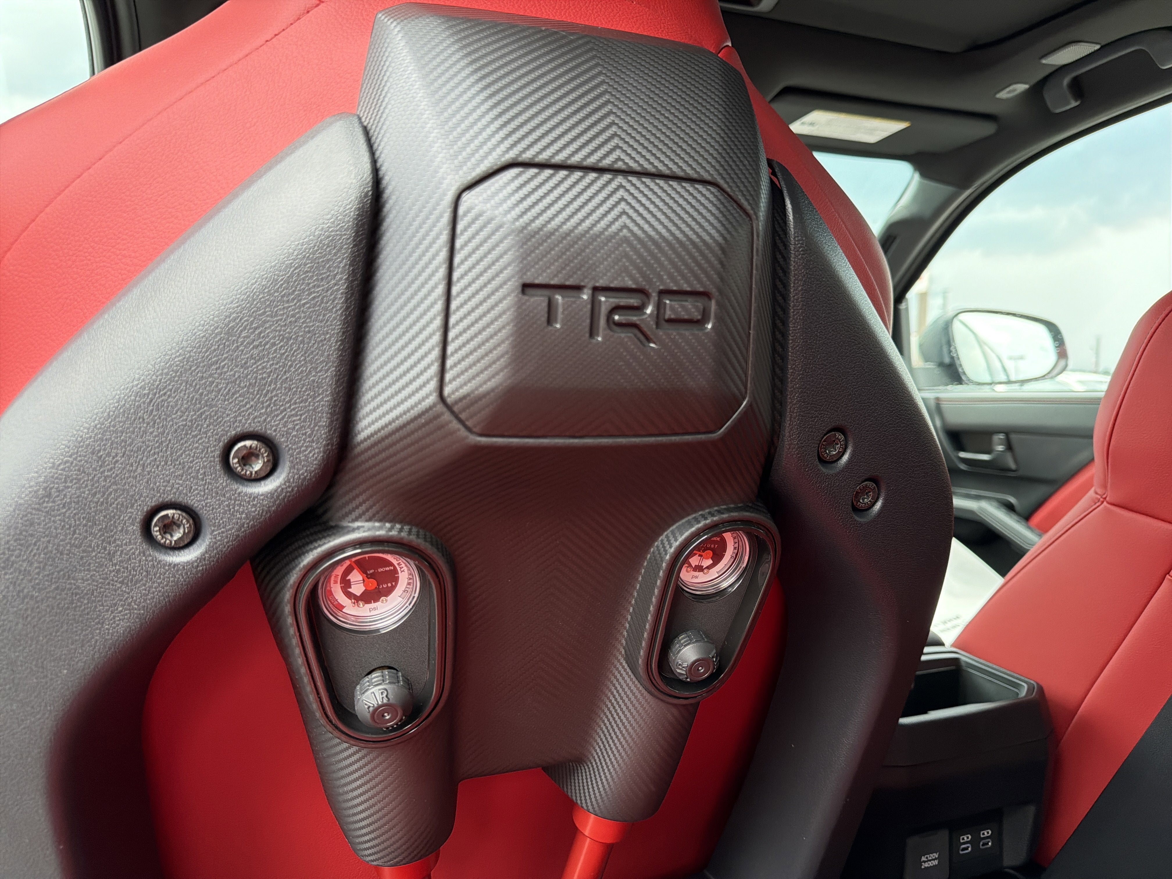 2026 Toyota Tacoma i-FORCE MAX Tacoma TRD Pro