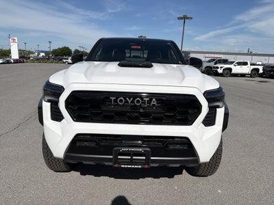 2026 Toyota Tacoma i-FORCE MAX Tacoma TRD Pro