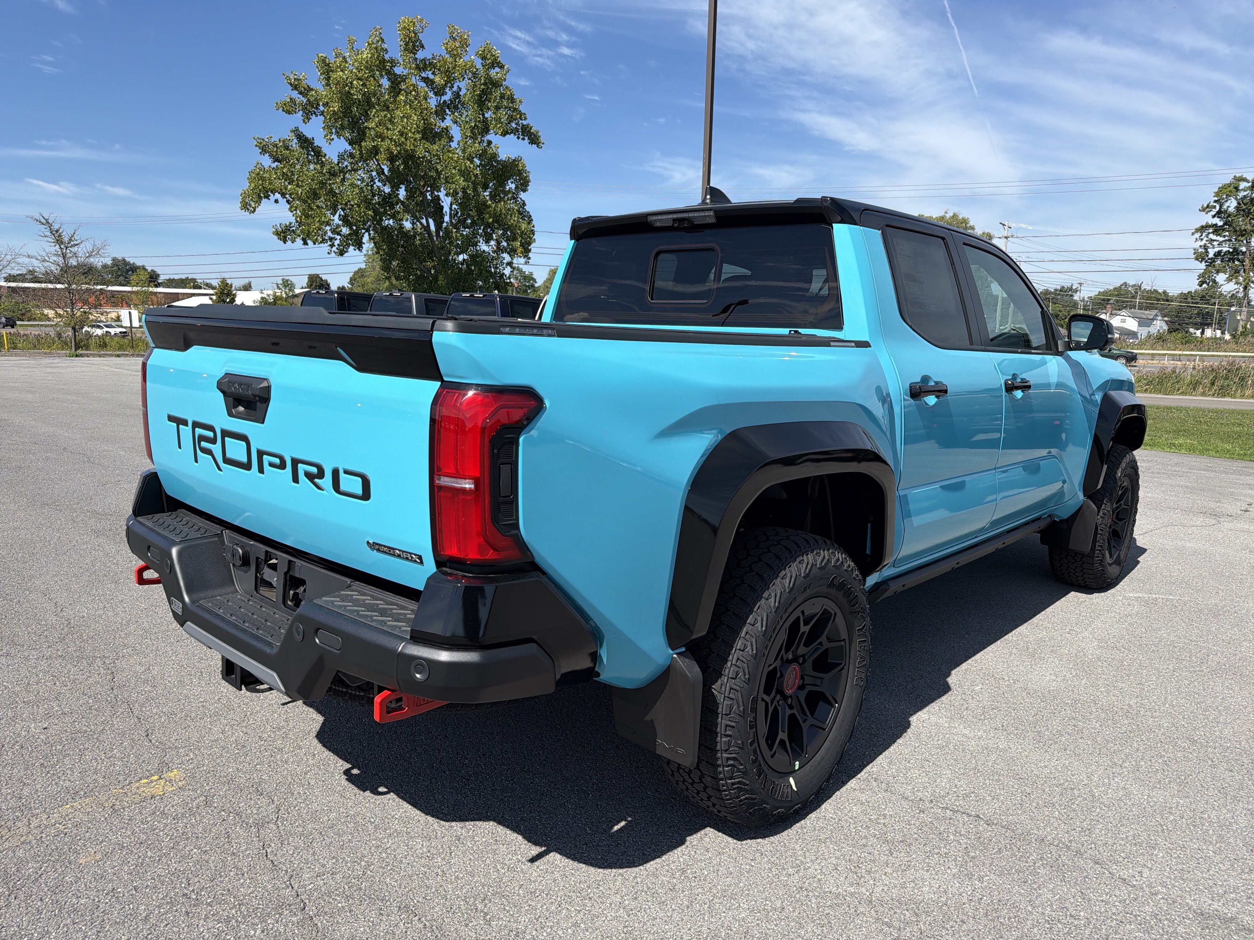 2026 Toyota Tacoma i-FORCE MAX Tacoma TRD Pro
