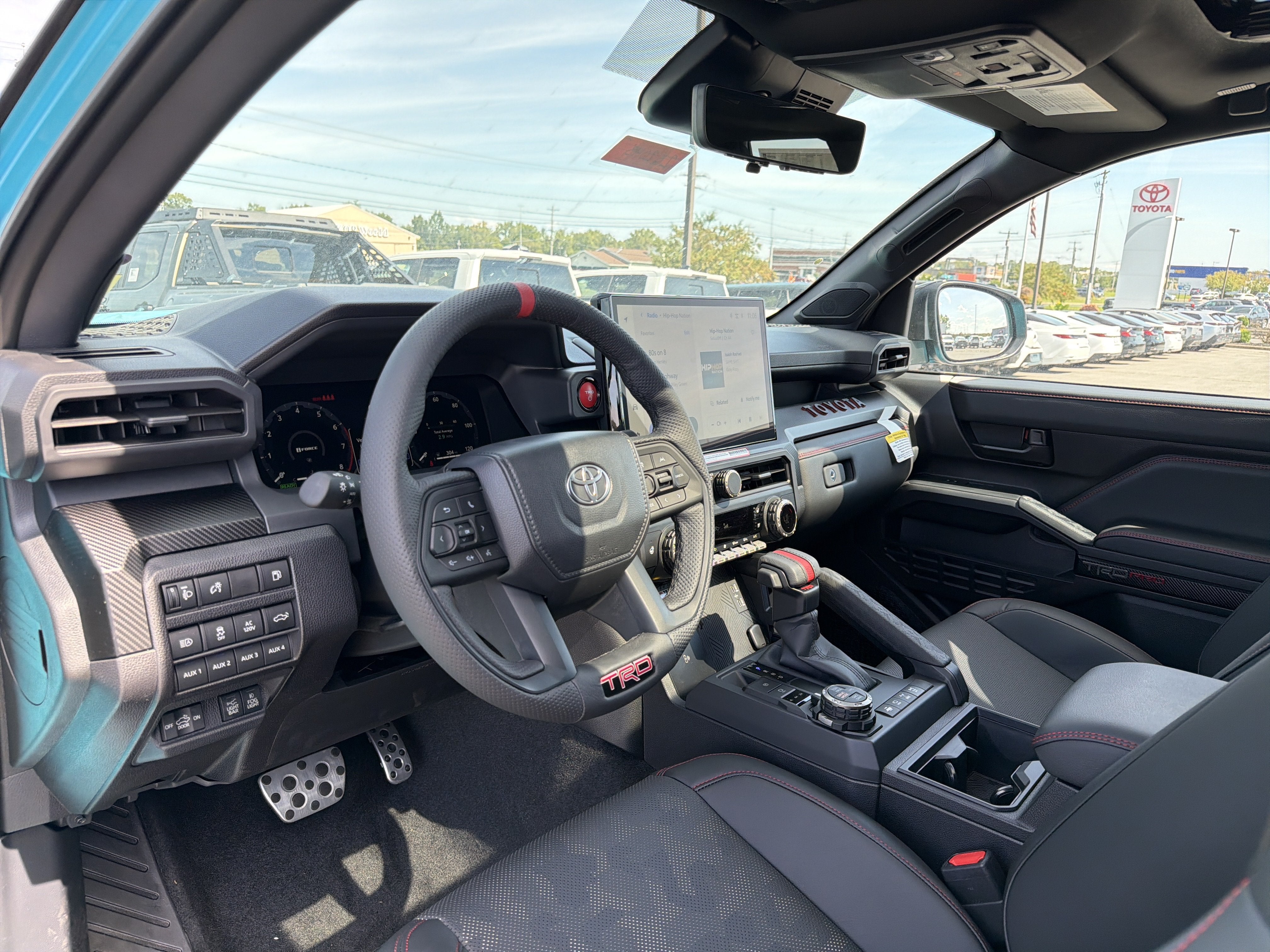 2026 Toyota Tacoma i-FORCE MAX Tacoma TRD Pro