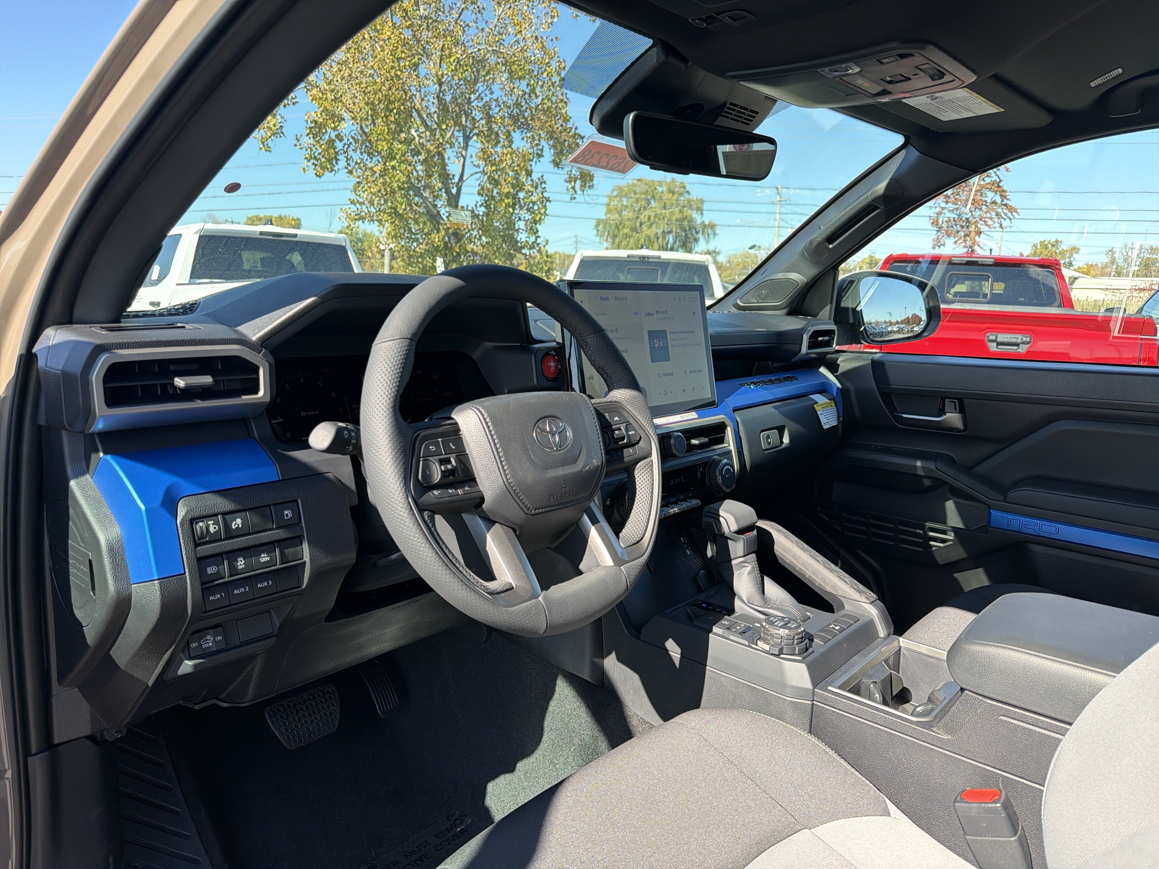 2026 Toyota Tacoma i-FORCE MAX Tacoma TRD Off-Road
