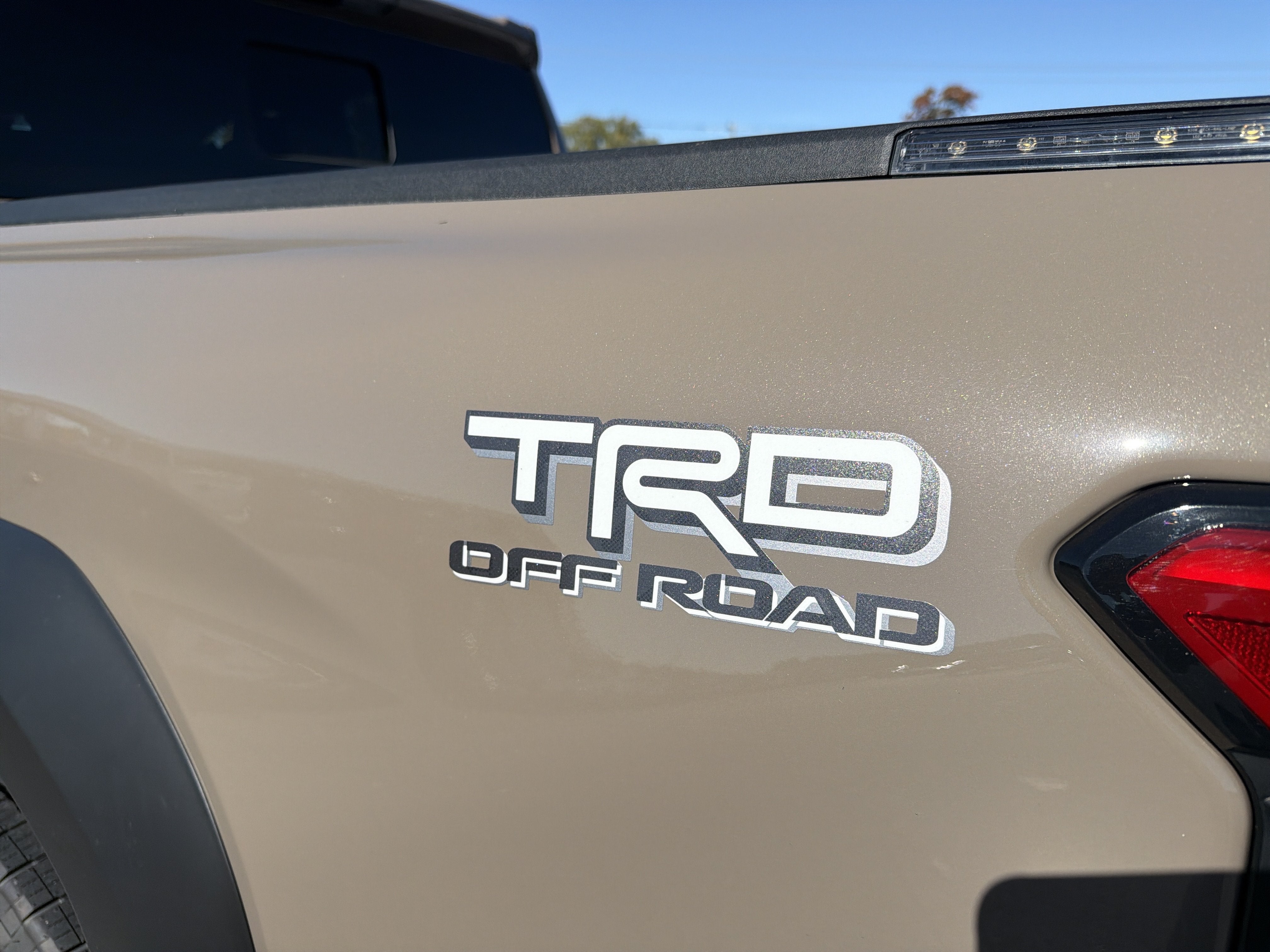 2026 Toyota Tacoma i-FORCE MAX Tacoma TRD Off-Road