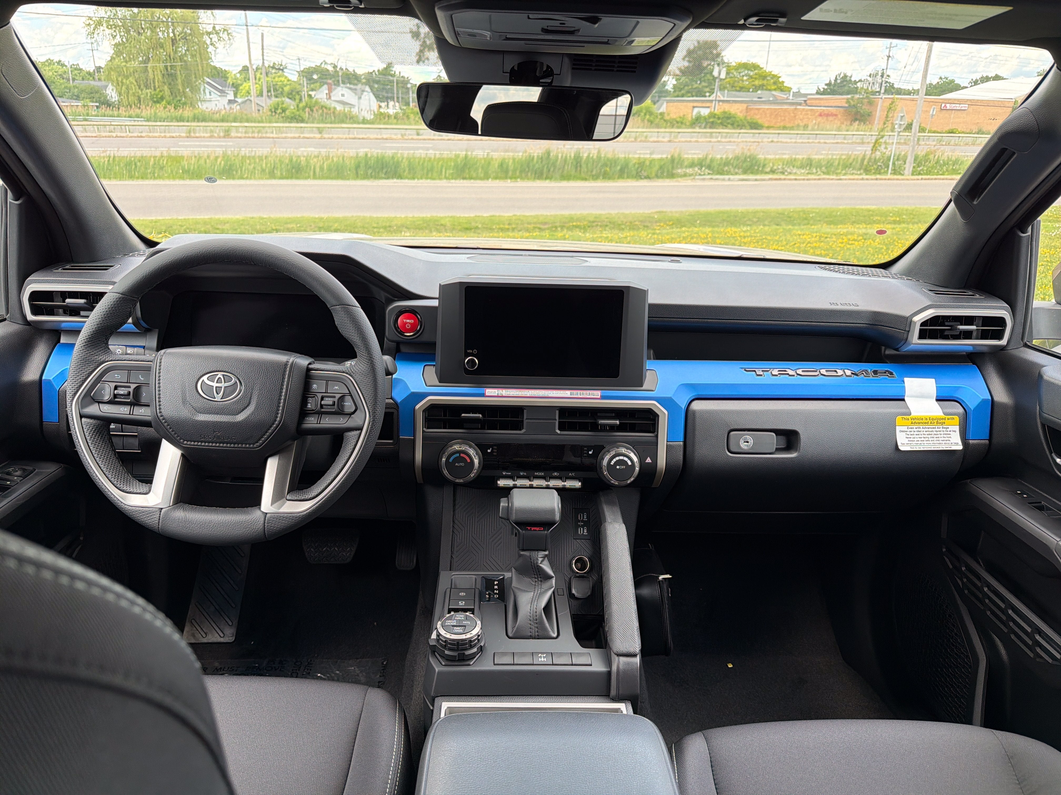 2026 Toyota Tacoma i-FORCE MAX Tacoma TRD Off-Road