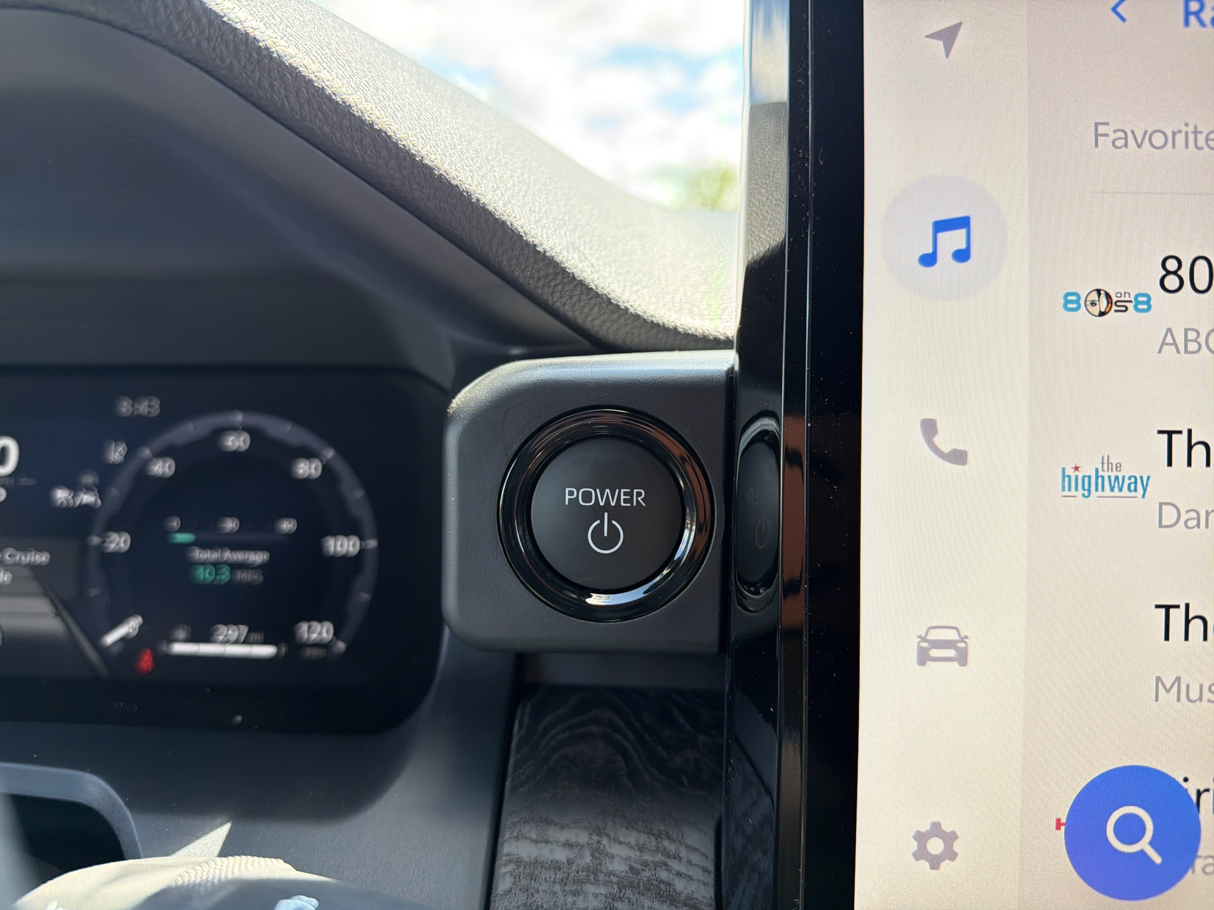 2026 Toyota Tacoma i-FORCE MAX Tacoma Limited
