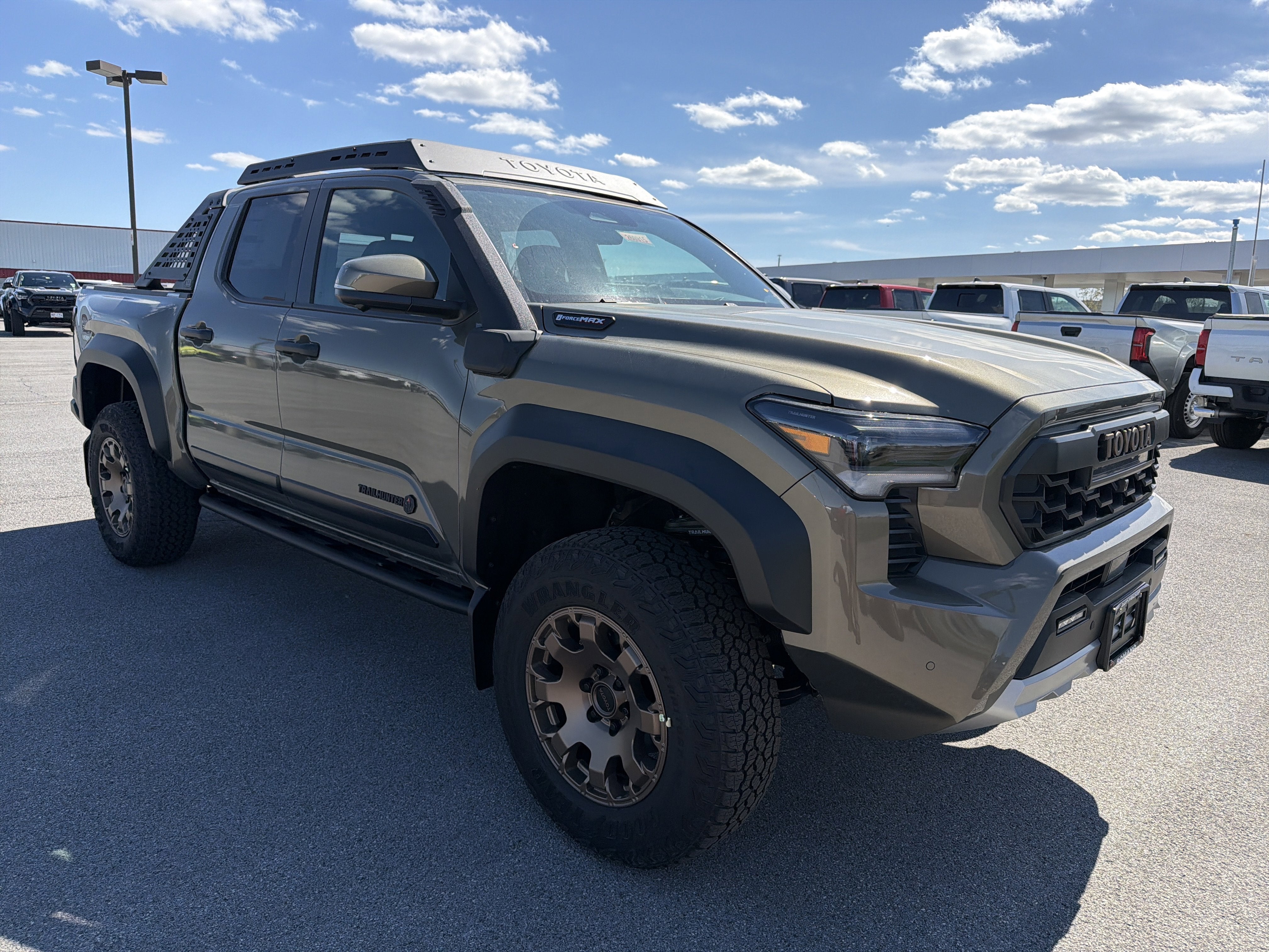 2026 Toyota Tacoma i-FORCE MAX Tacoma Trailhunter