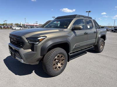 2026 Toyota Tacoma i-FORCE MAX Tacoma Trailhunter