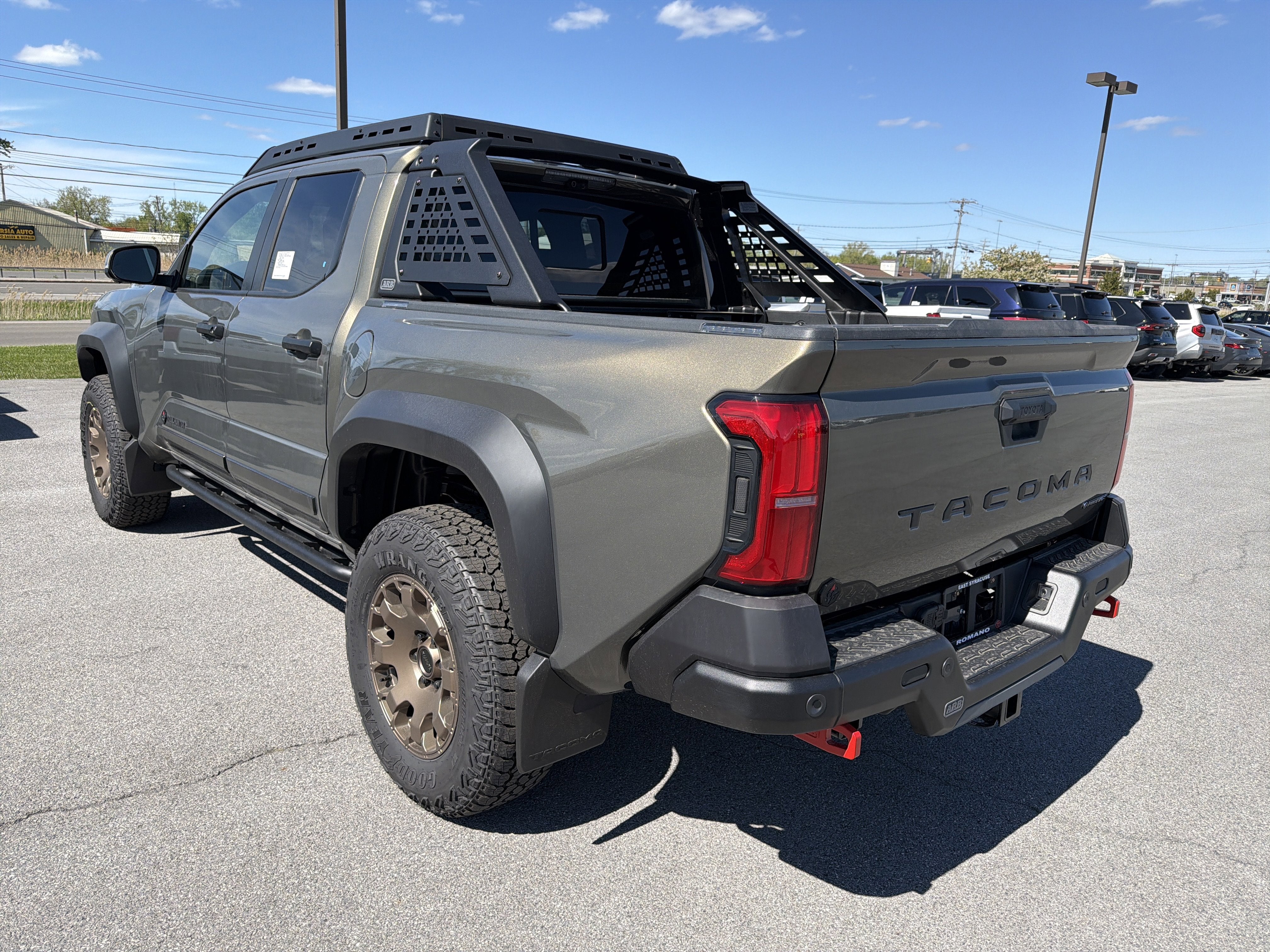 2026 Toyota Tacoma i-FORCE MAX Tacoma Trailhunter