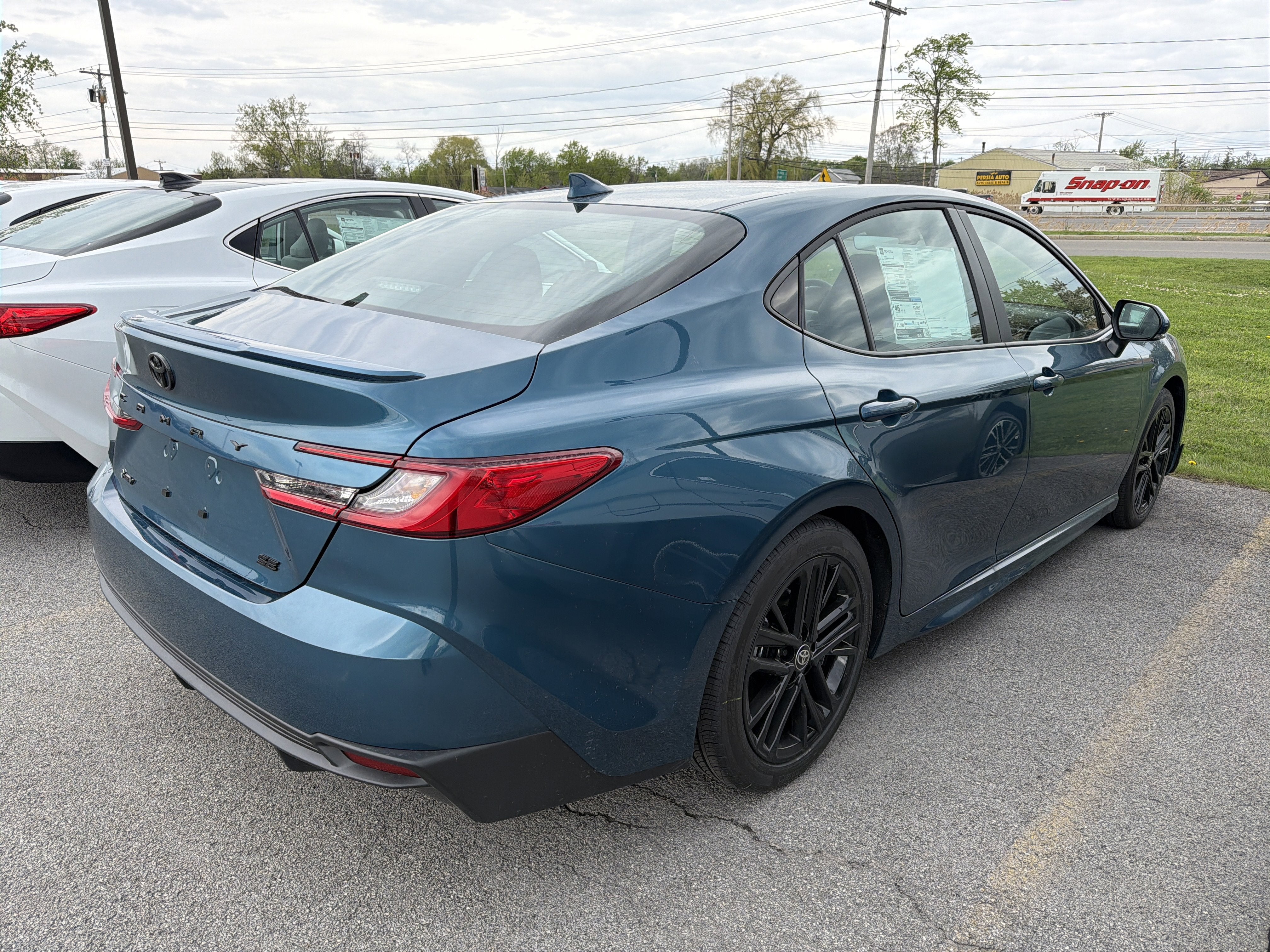 2026 Toyota Camry SE
