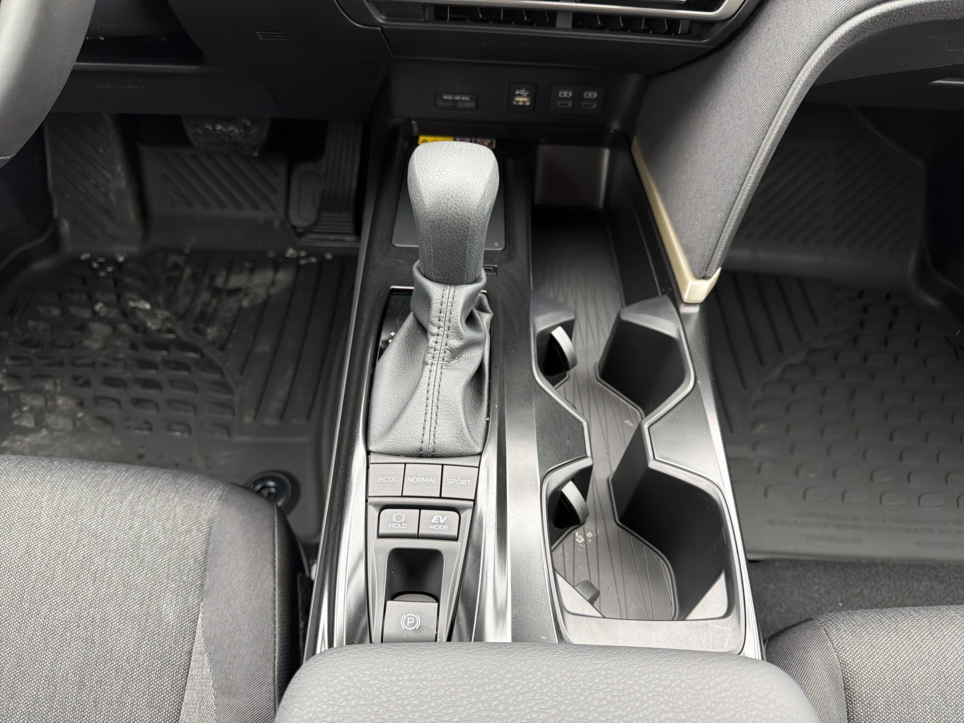 2026 Toyota Camry LE AWD