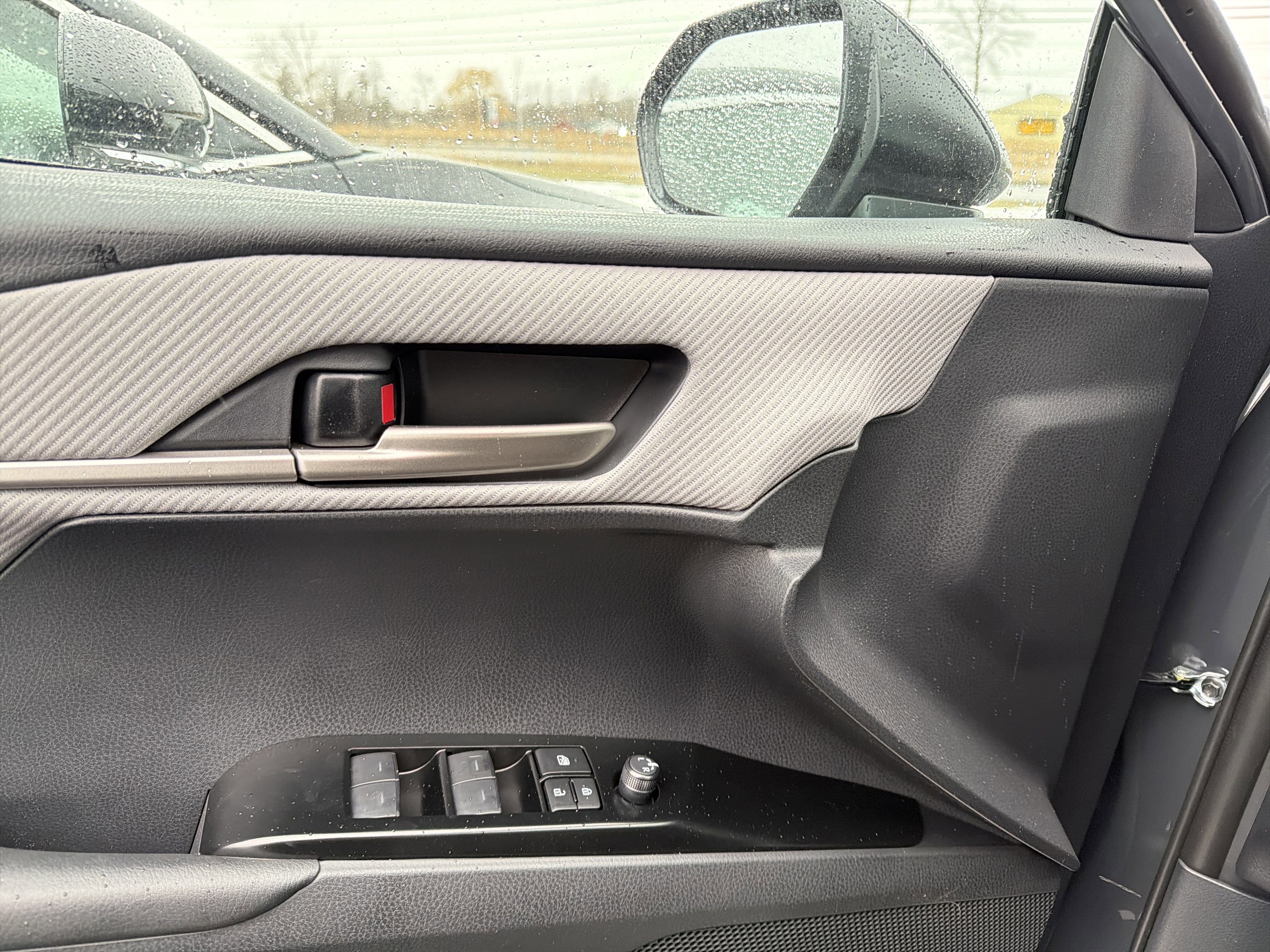 2026 Toyota Camry SE AWD