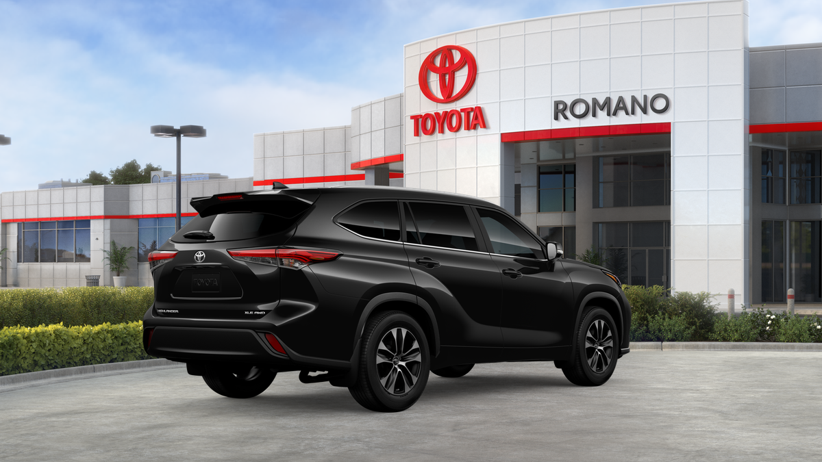 2026 Toyota Highlander XLE