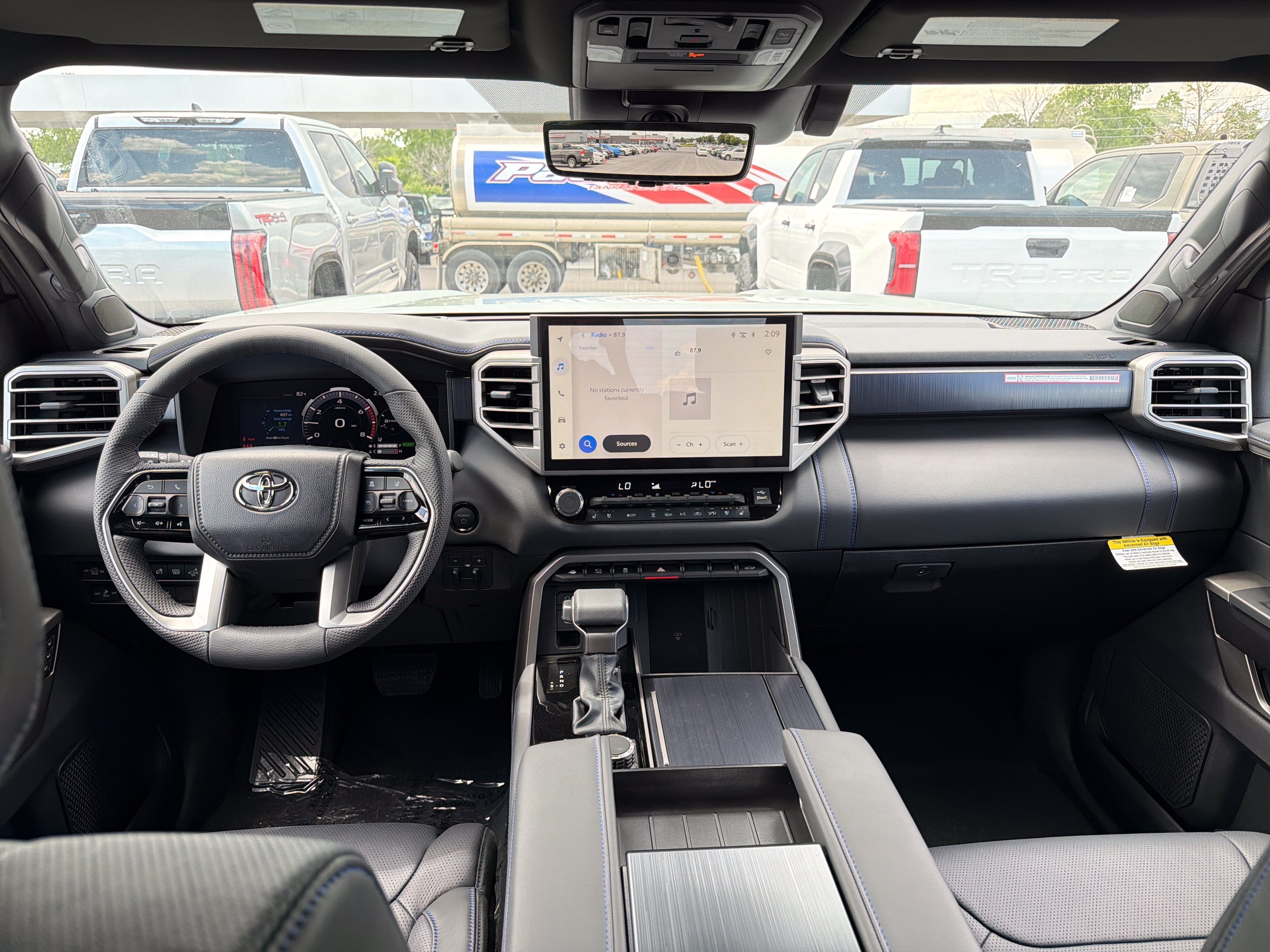 2026 Toyota Tundra i-FORCE MAX Tundra Platinum