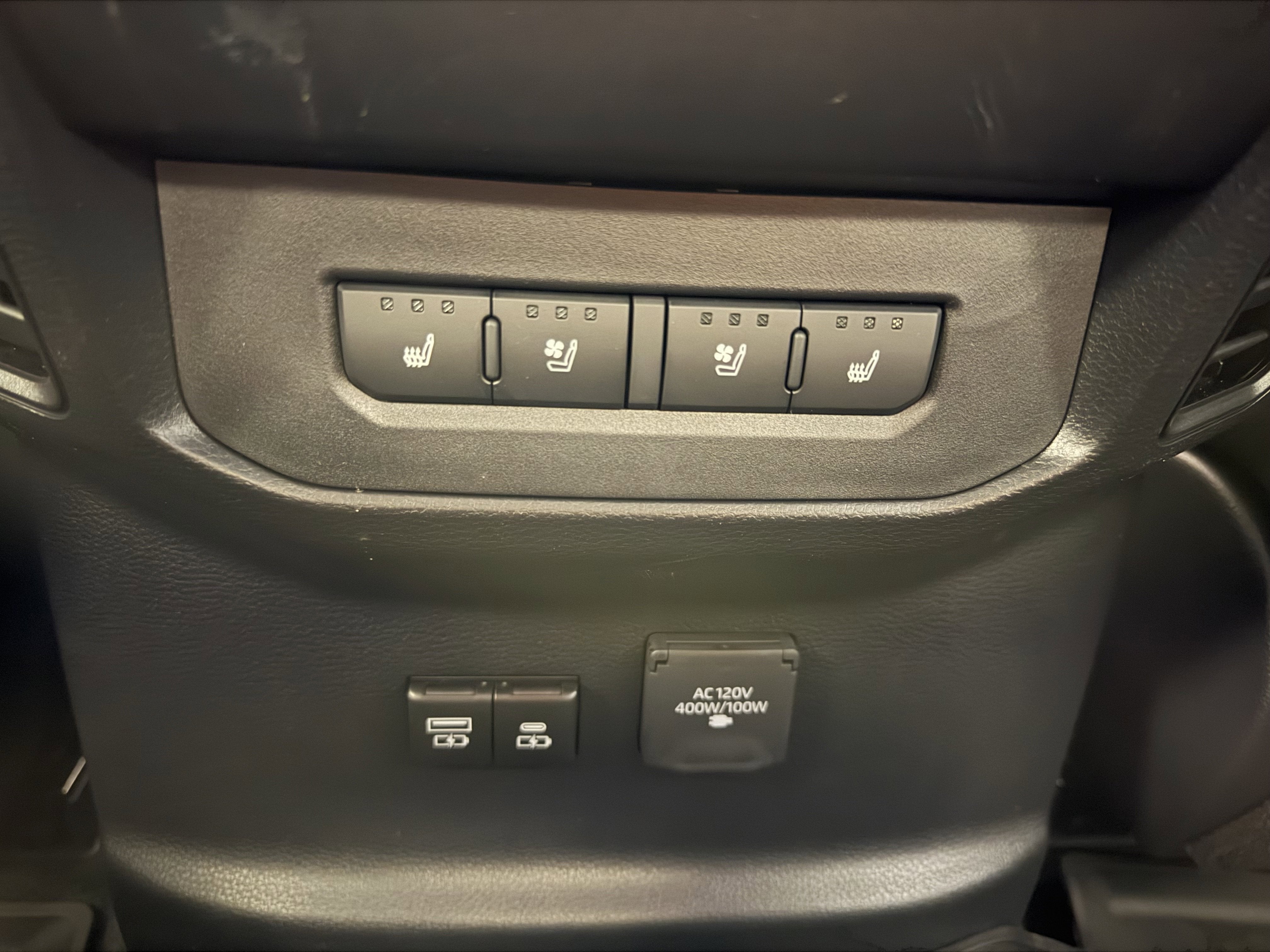 2025 Toyota Tundra i-FORCE MAX Tundra Capstone