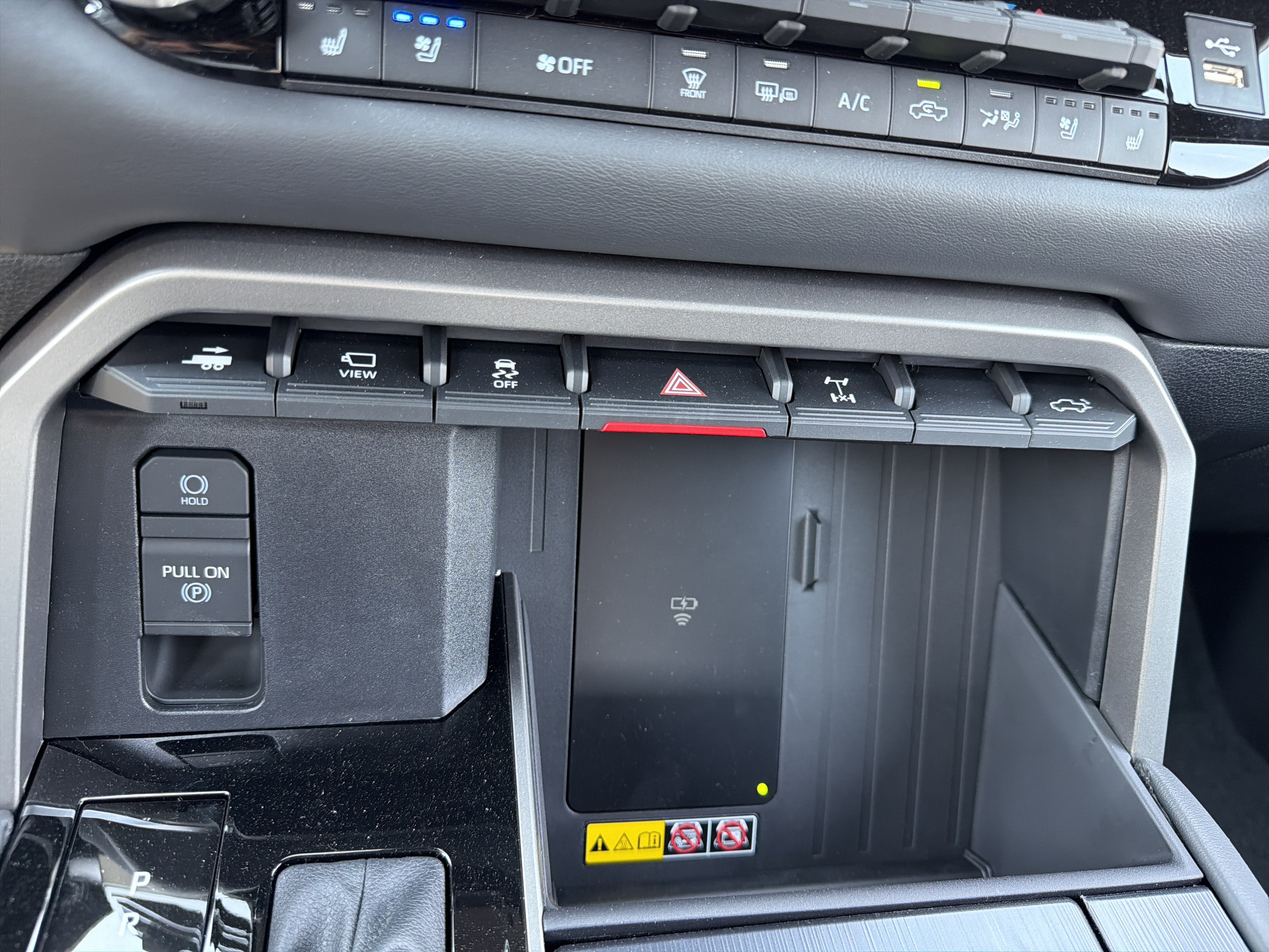2026 Toyota Tundra i-FORCE MAX Tundra Platinum