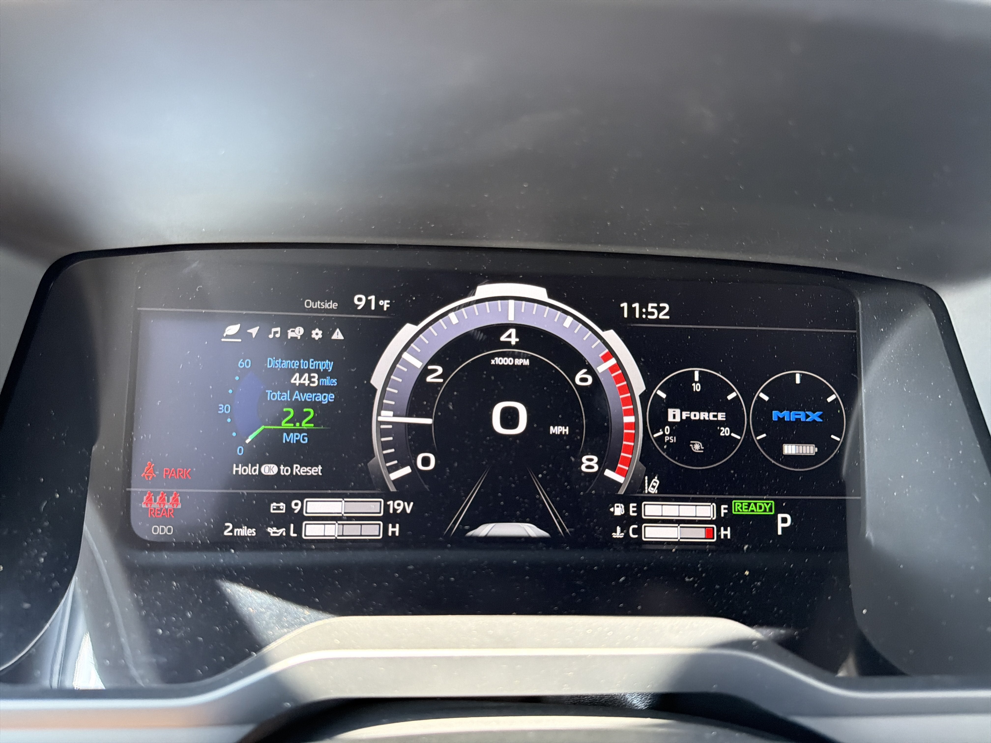 2026 Toyota Tundra i-FORCE MAX Tundra Platinum