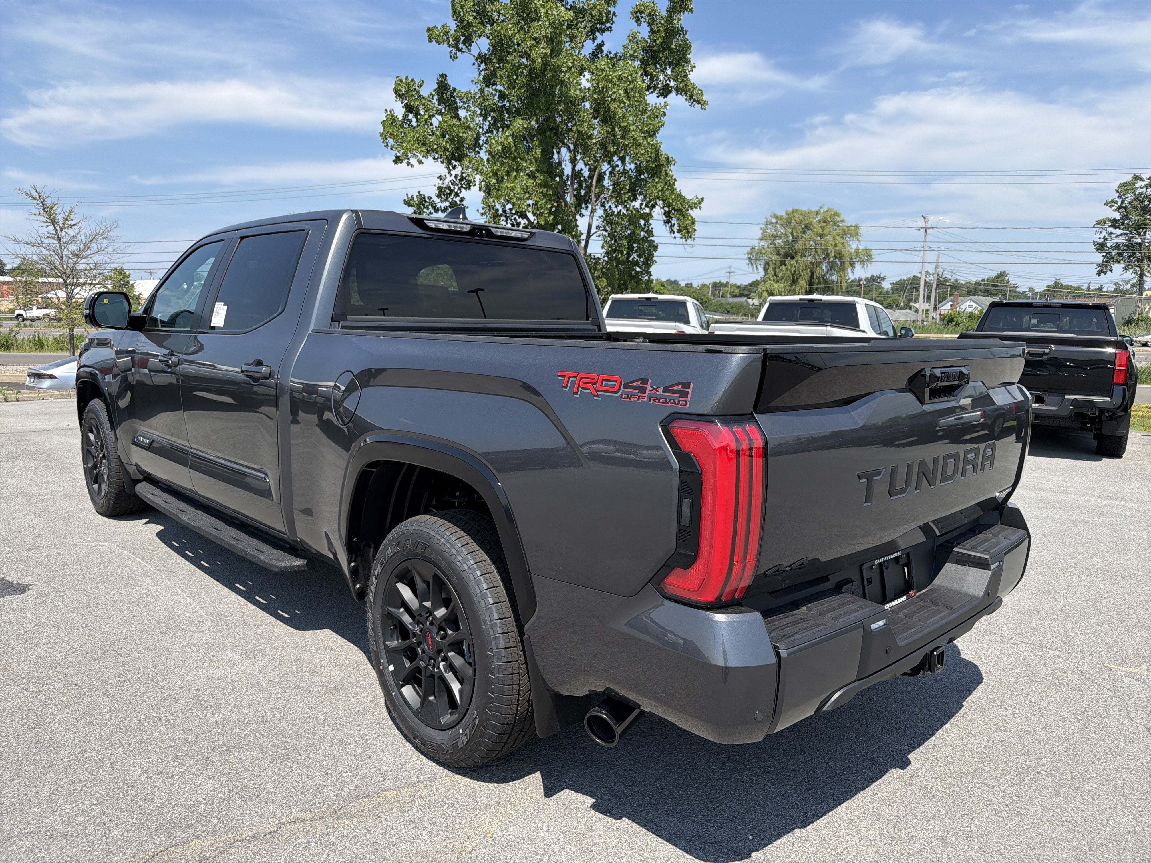 2026 Toyota Tundra i-FORCE MAX Tundra Platinum