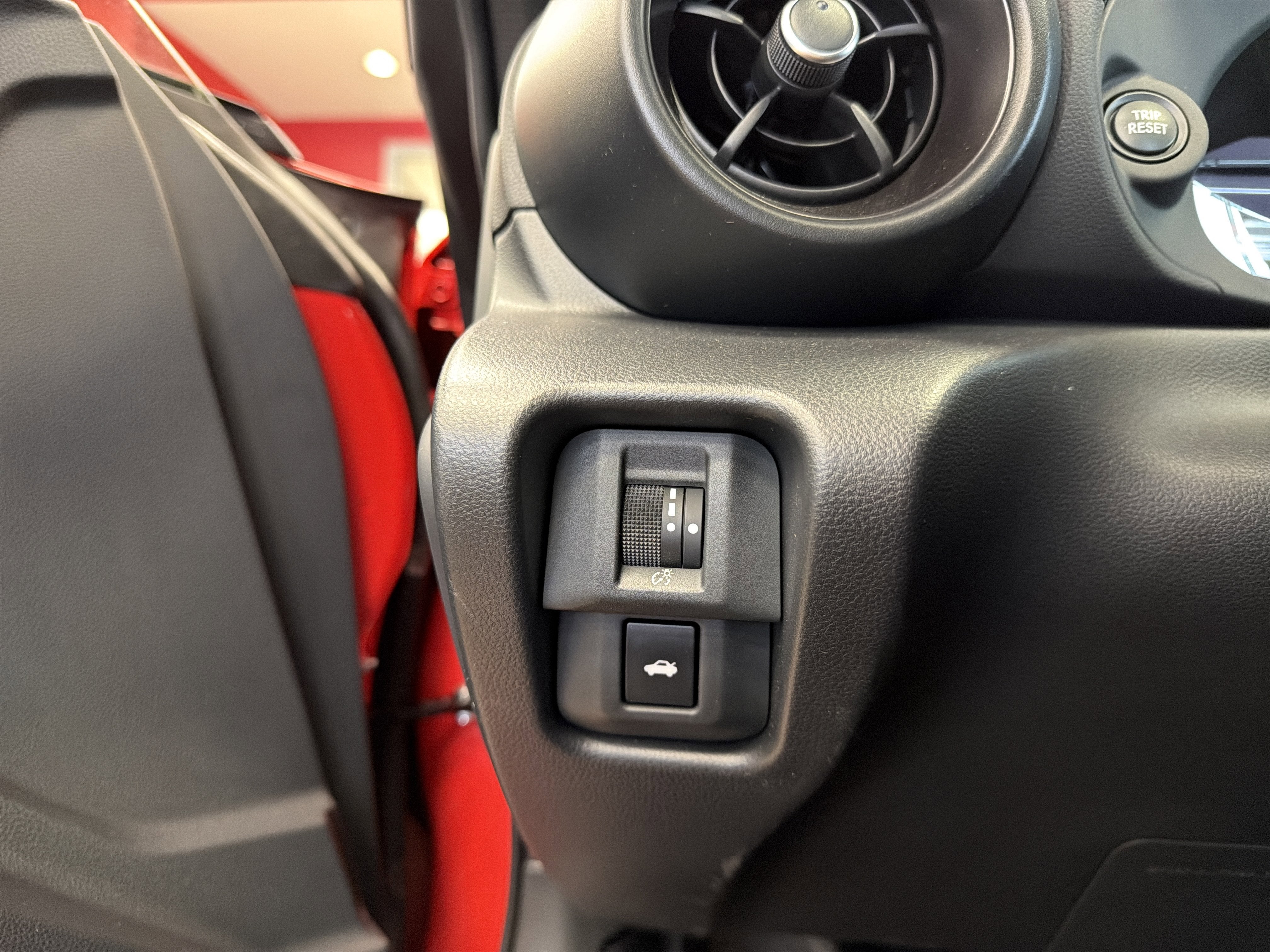 2025 Toyota GR86 Premium AT