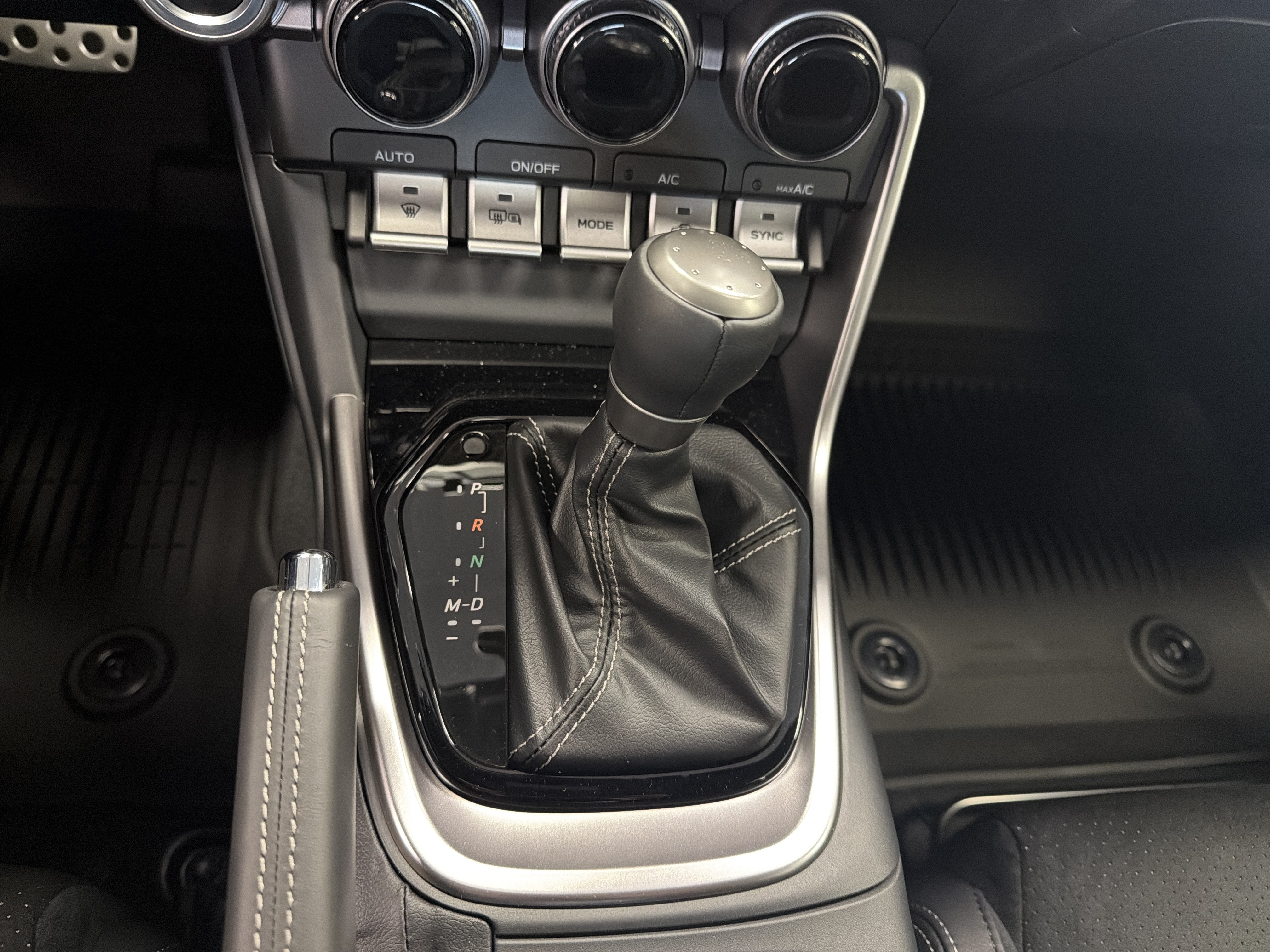 2026 Toyota GR86 Premium AT