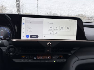 2025 Toyota Toyota Crown Signia Limited