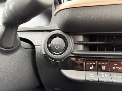 2025 Toyota Toyota Crown Signia XLE