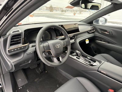 2025 Toyota Toyota Crown Signia XLE