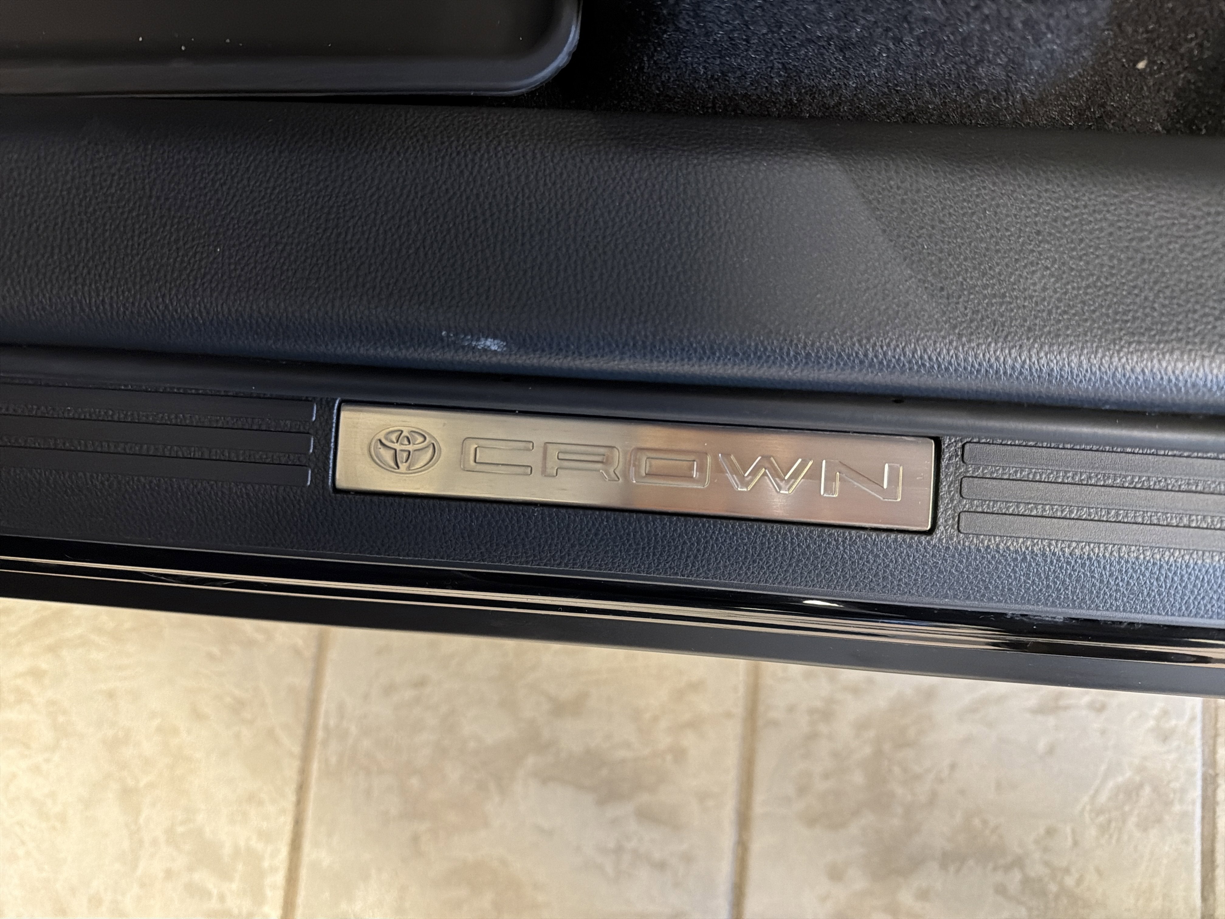 2025 Toyota Toyota Crown Signia XLE