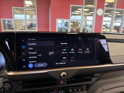 2025 Toyota Toyota Crown Signia XLE