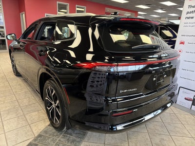 2025 Toyota Toyota Crown Signia XLE