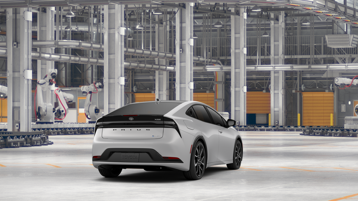 2027 Toyota Prius Plug-in Hybrid XSE