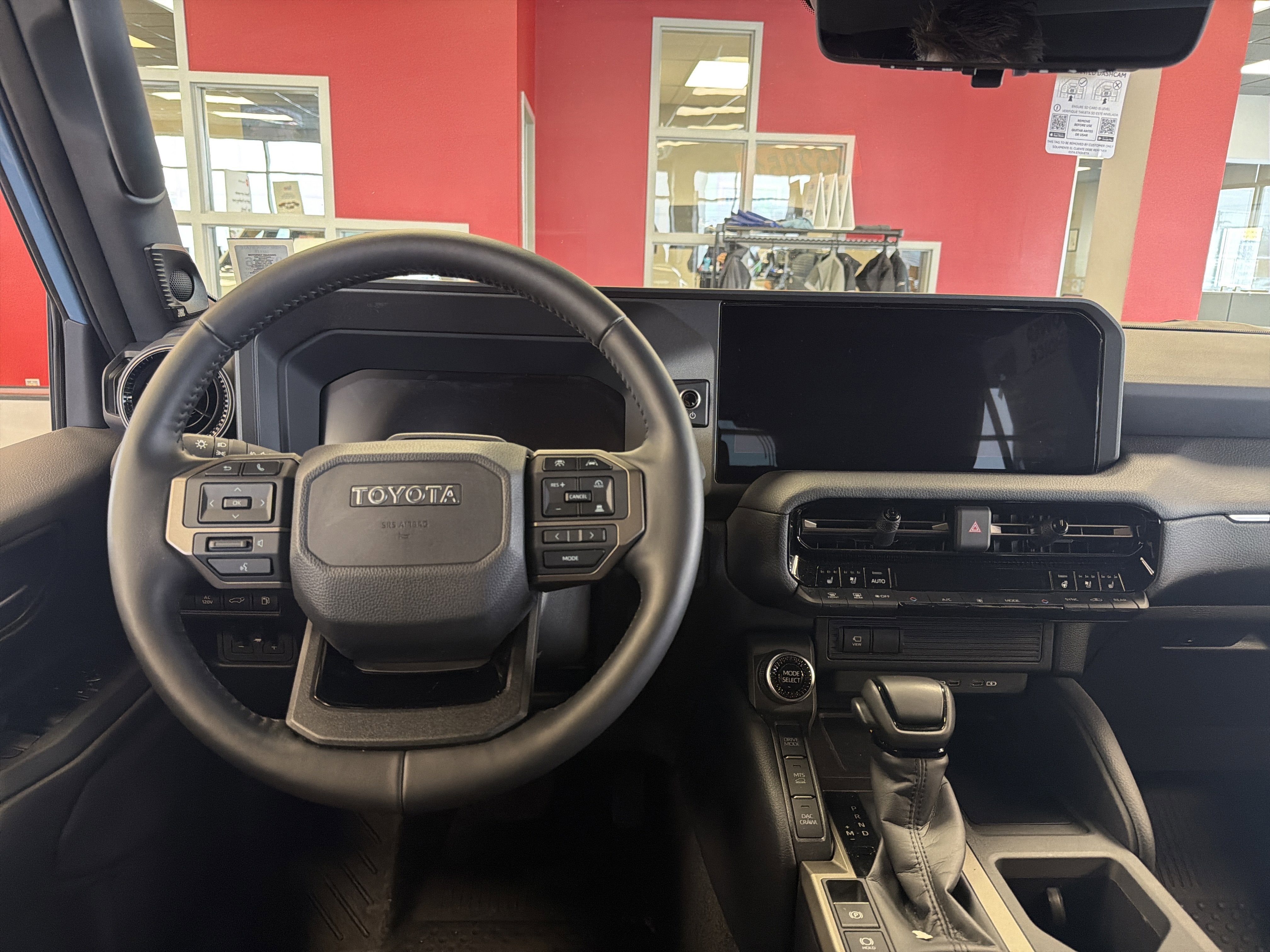 2025 Toyota Land Cruiser 4WD (Natl)